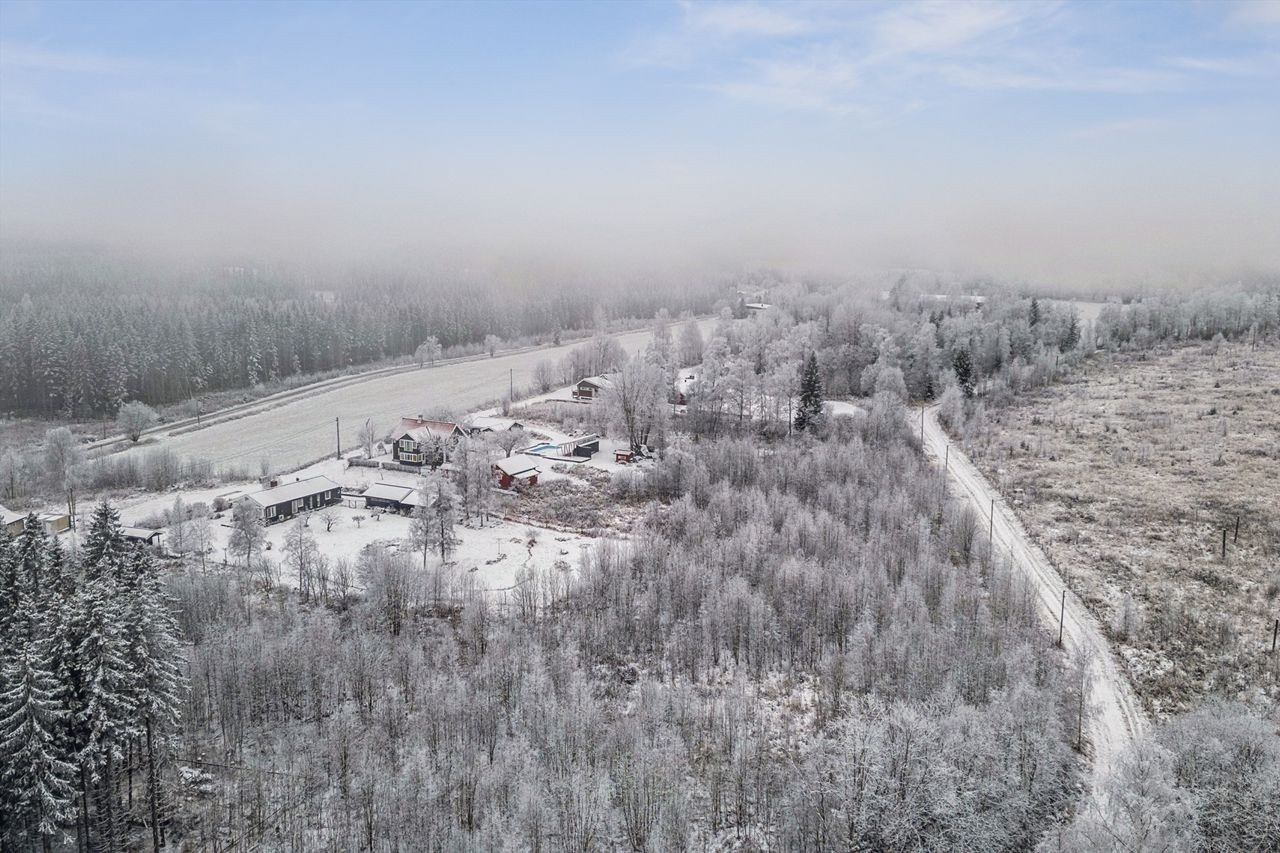 Området byr på et stort nettverk av preparerte skiløyper innover i Gjøvikmarka. Galleribilde