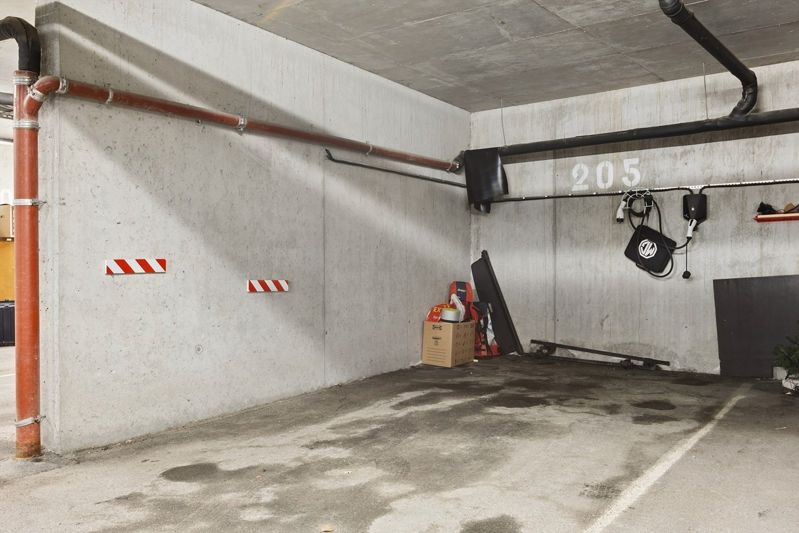 Det medfølger p-plass med leiligheten. Galleribilde