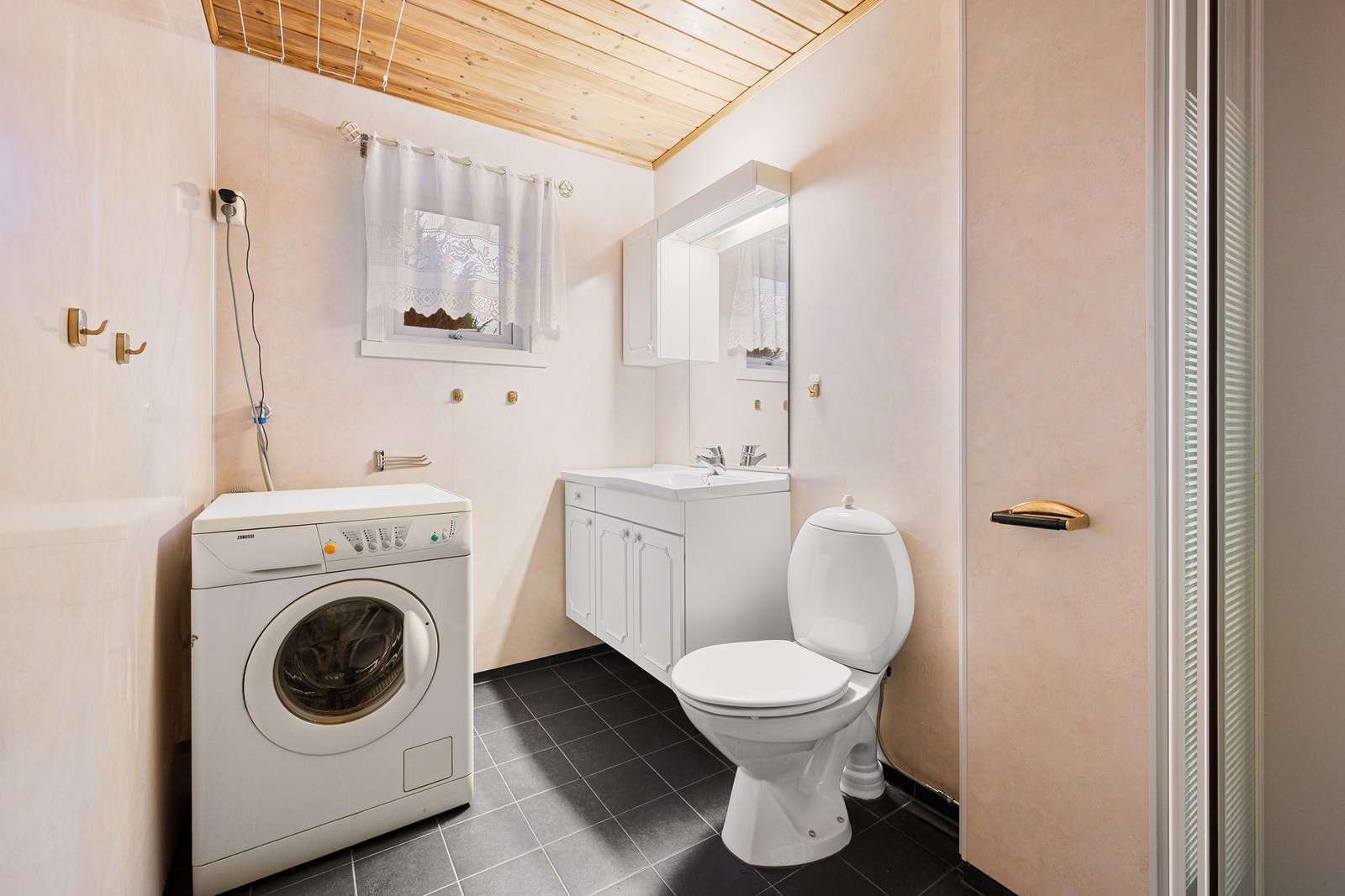 Bad leilighet 3. Galleribilde