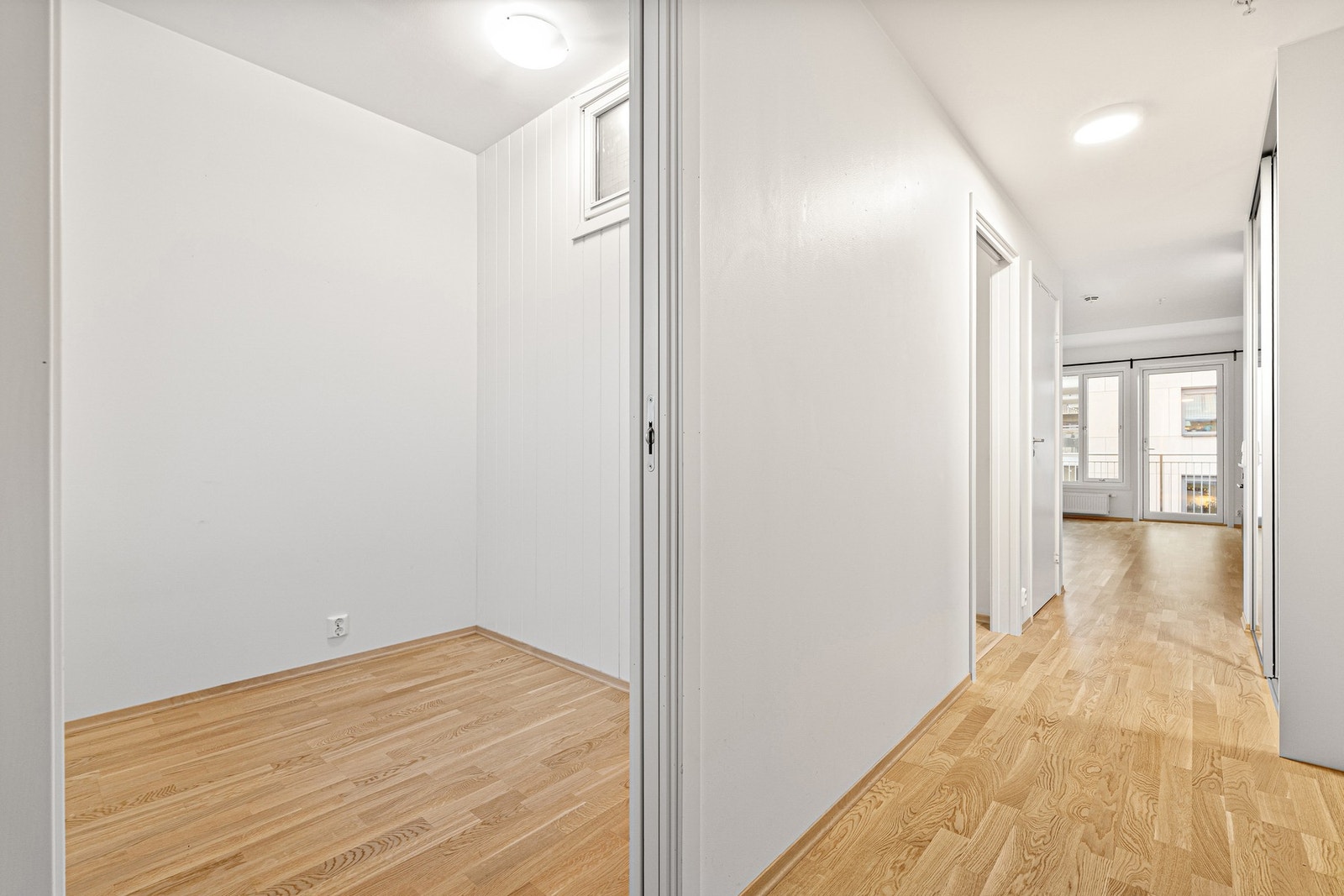 Lettveggen kan enkelt tas ned etter behov. Galleribilde