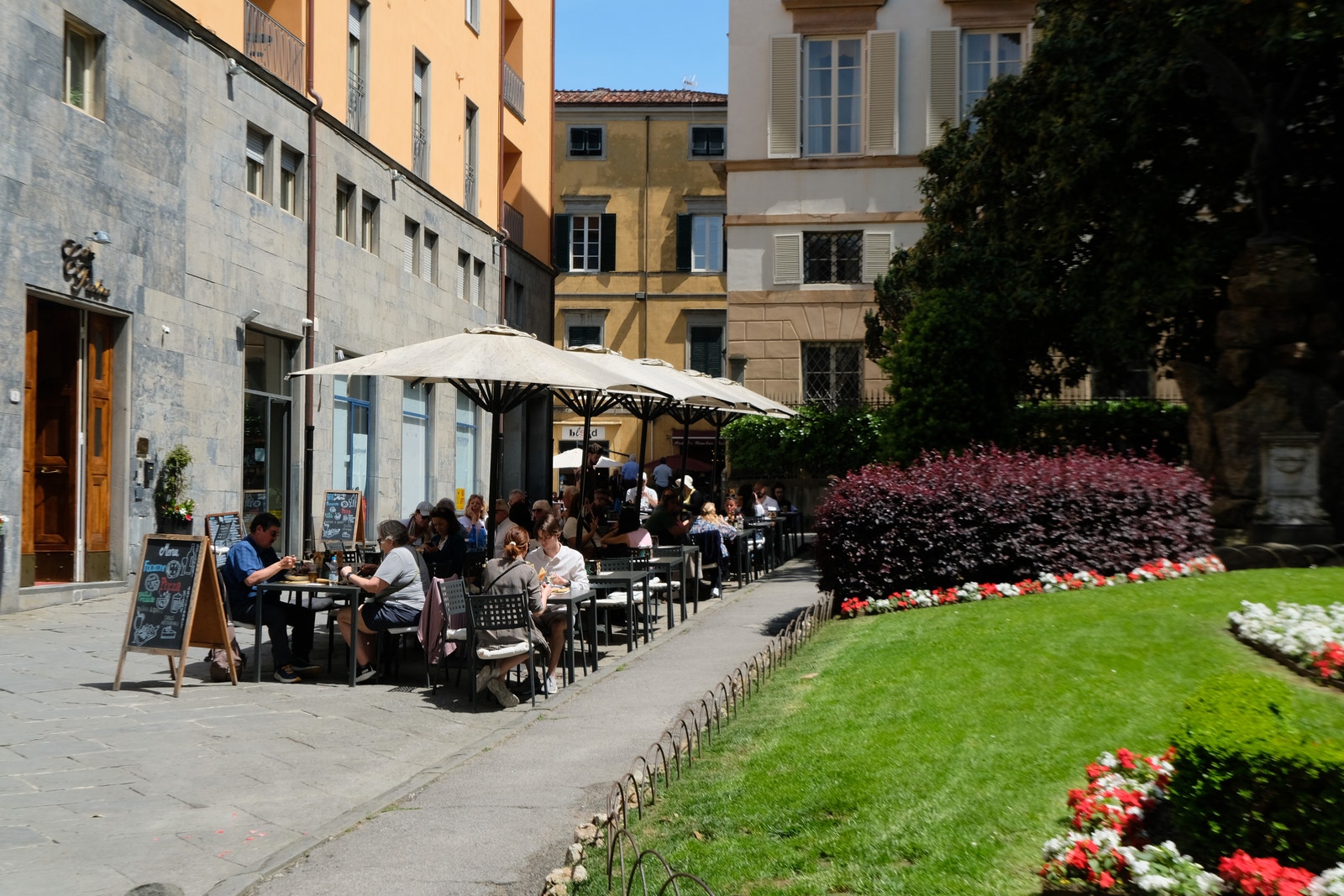 Lucca kun 12 km unna Galleribilde