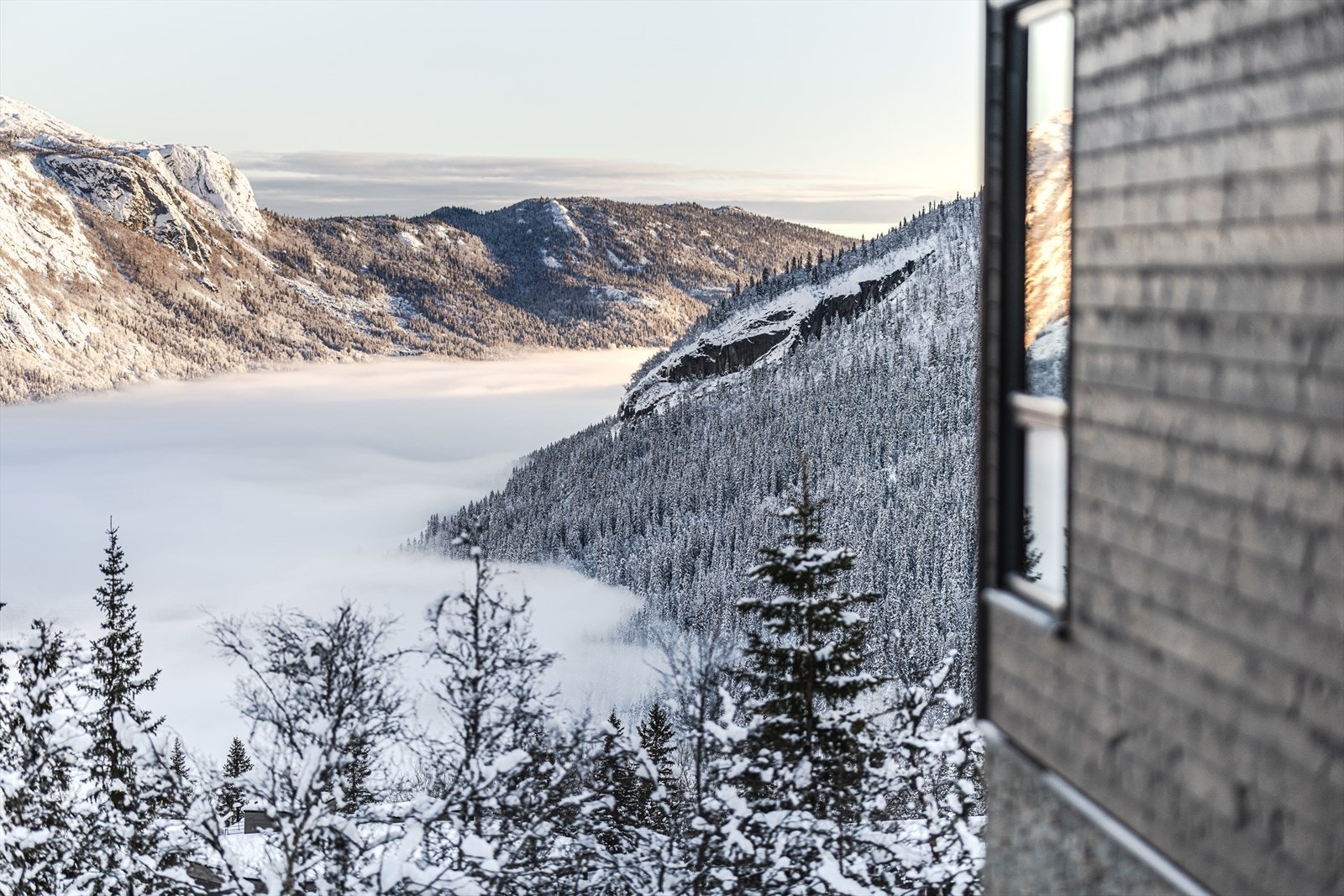 Ta kontakt med megler for mer informasjon og visning av den fantastiske beliggenheten Galleribilde