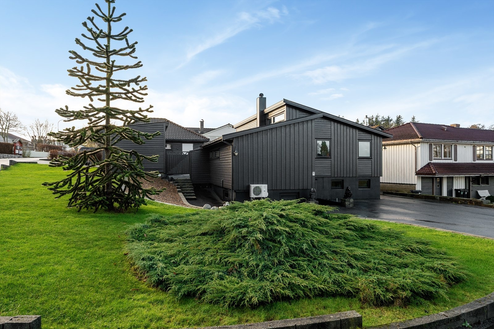 Velkommen til Brakevegen 1 - presentert av Kristen Brekke i Meglerhuset Rele Galleribilde