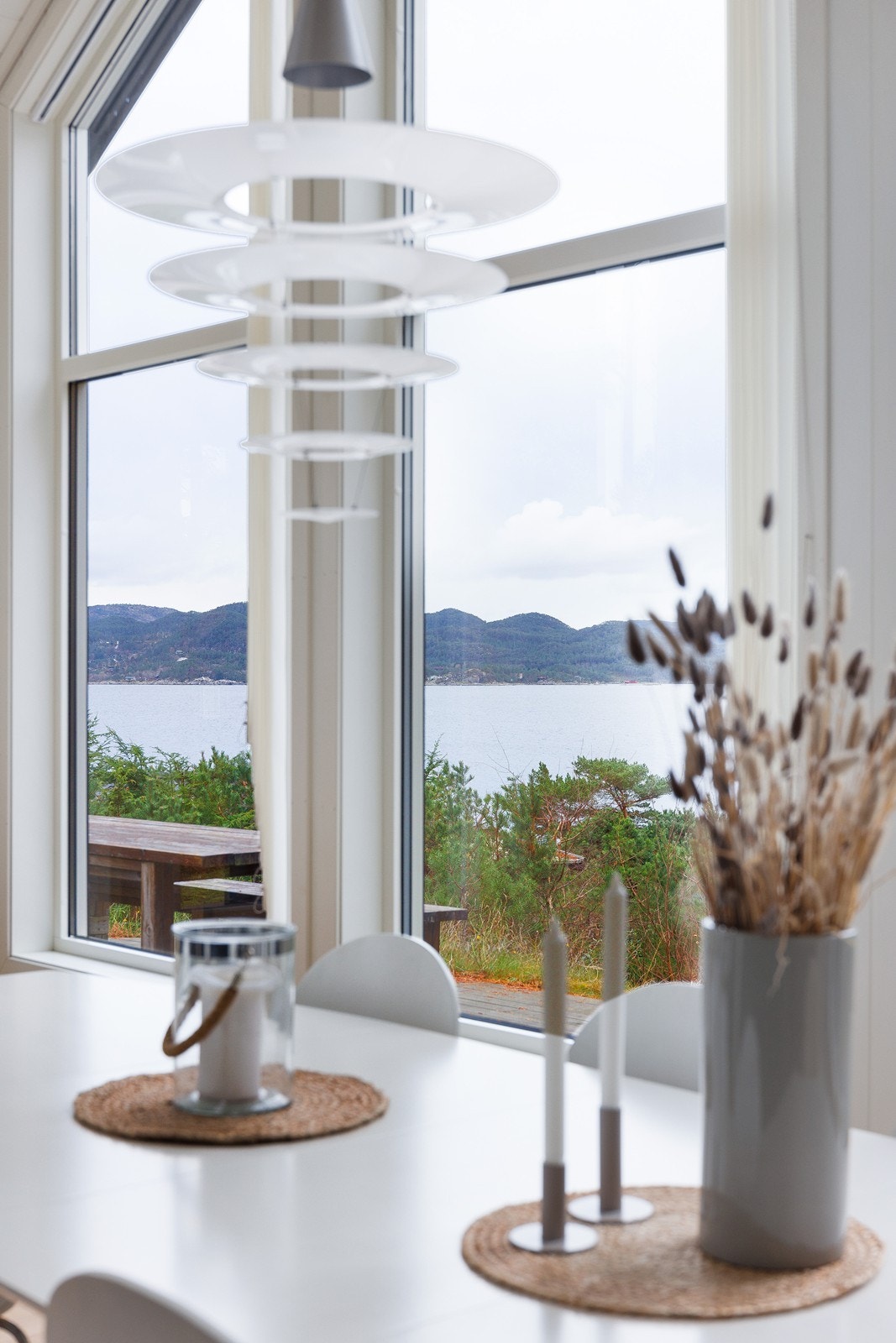 Utsikt fra spisebordet Galleribilde