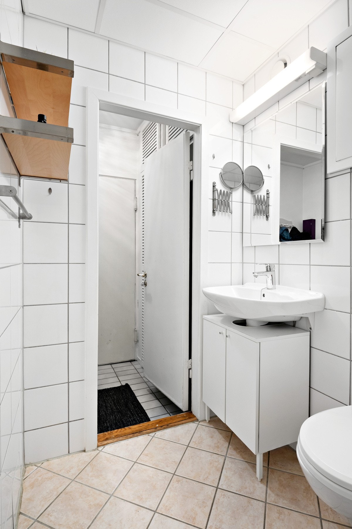 Dette er et funksjonelt bad med god utnyttelse av plassen. Galleribilde