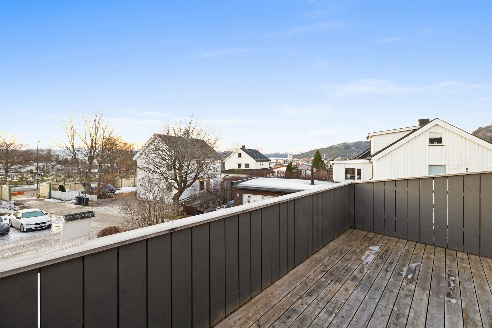 Skjermet og tilbaketrukket med fint utsyn til nærområdet Galleribilde