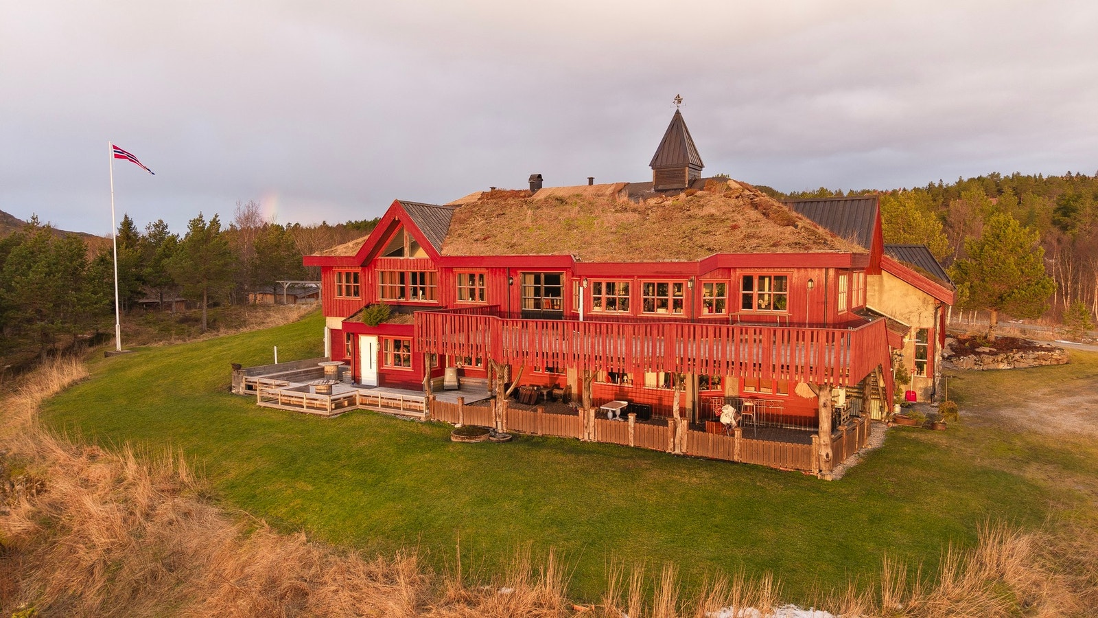 Nedre Åshaugan 6 på Jøa presenteres for salg! (Foto Martin Hågensen) Galleribilde