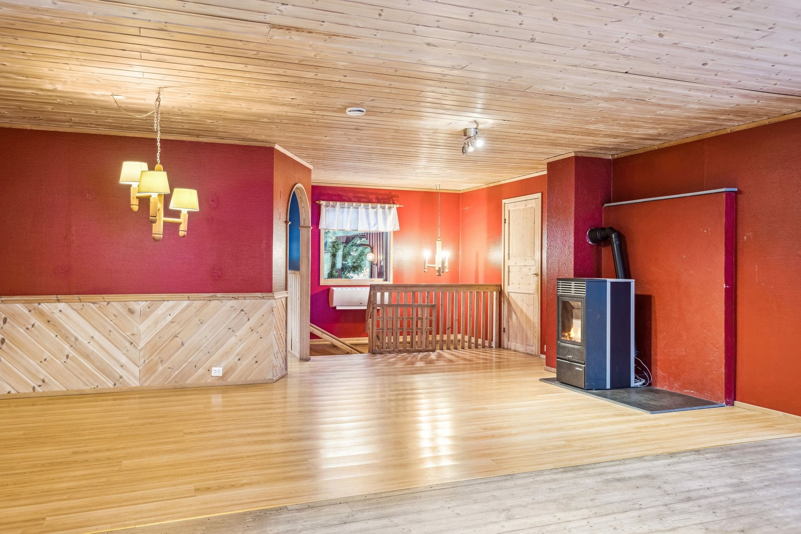 Stue, hovedetasje mot øst Galleribilde