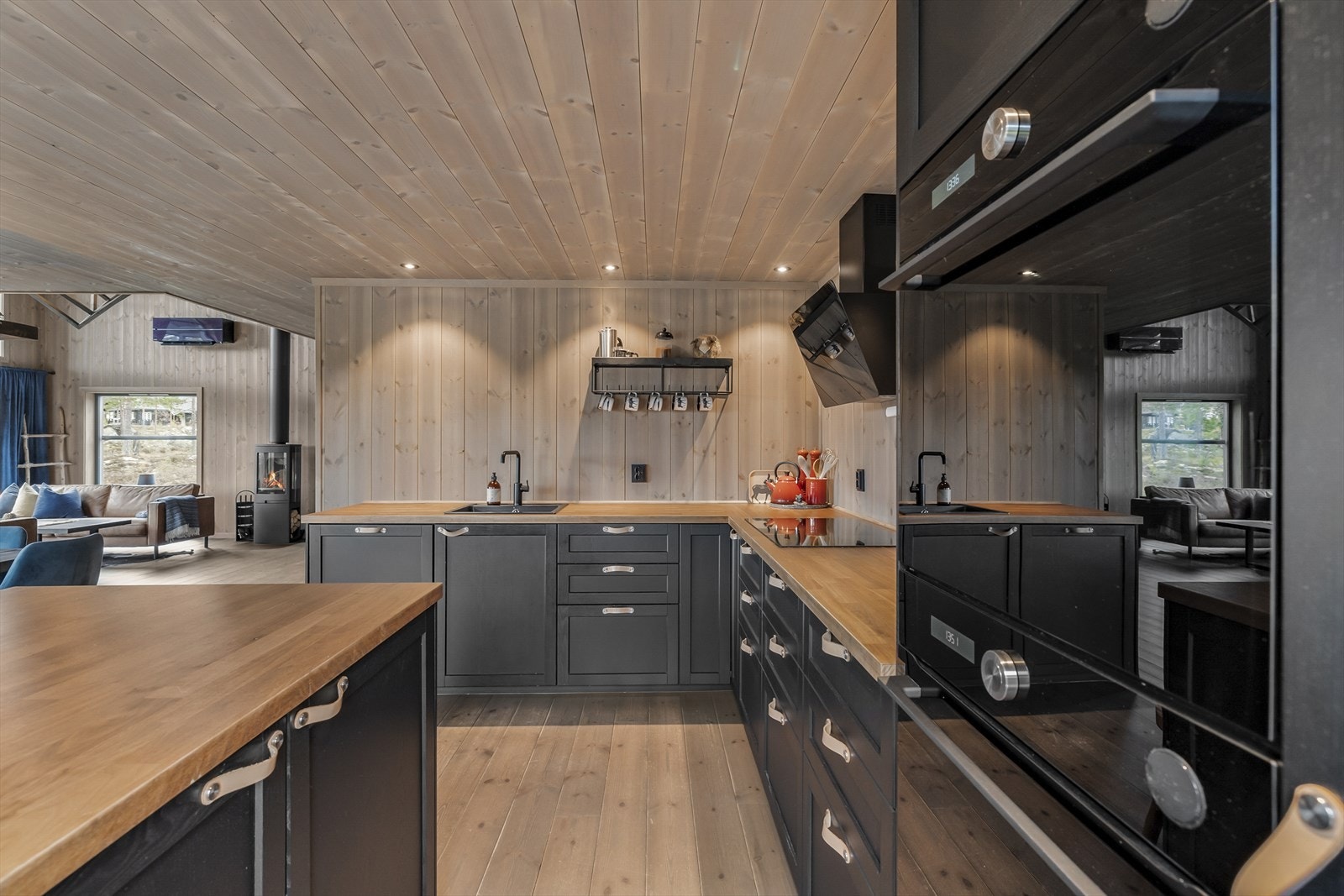 Et moderne kjøkken med gode kvaliteter for den matglade Galleribilde