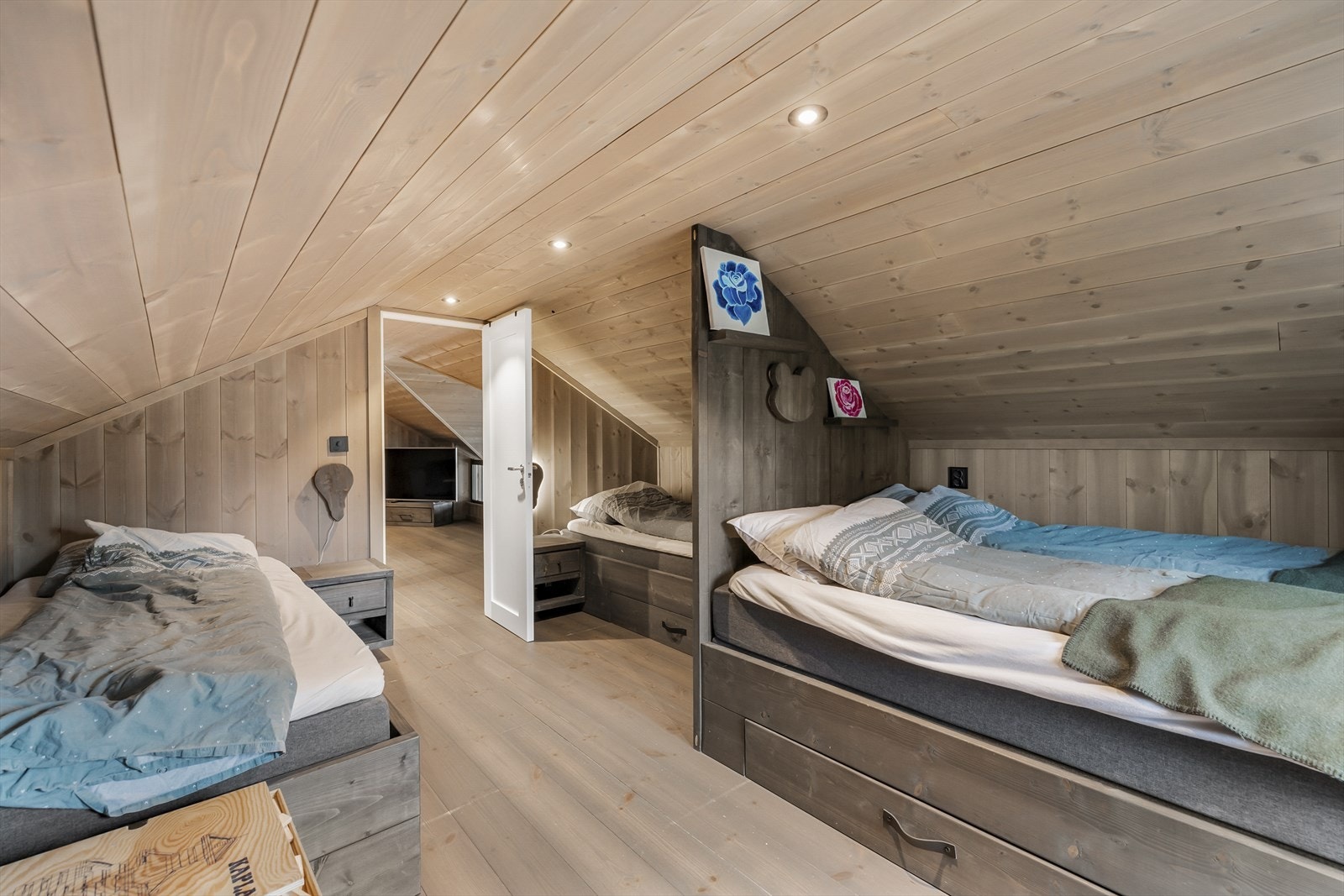 Hemsrom 2 med effektiv utnyttelse av tre soveplasser Galleribilde