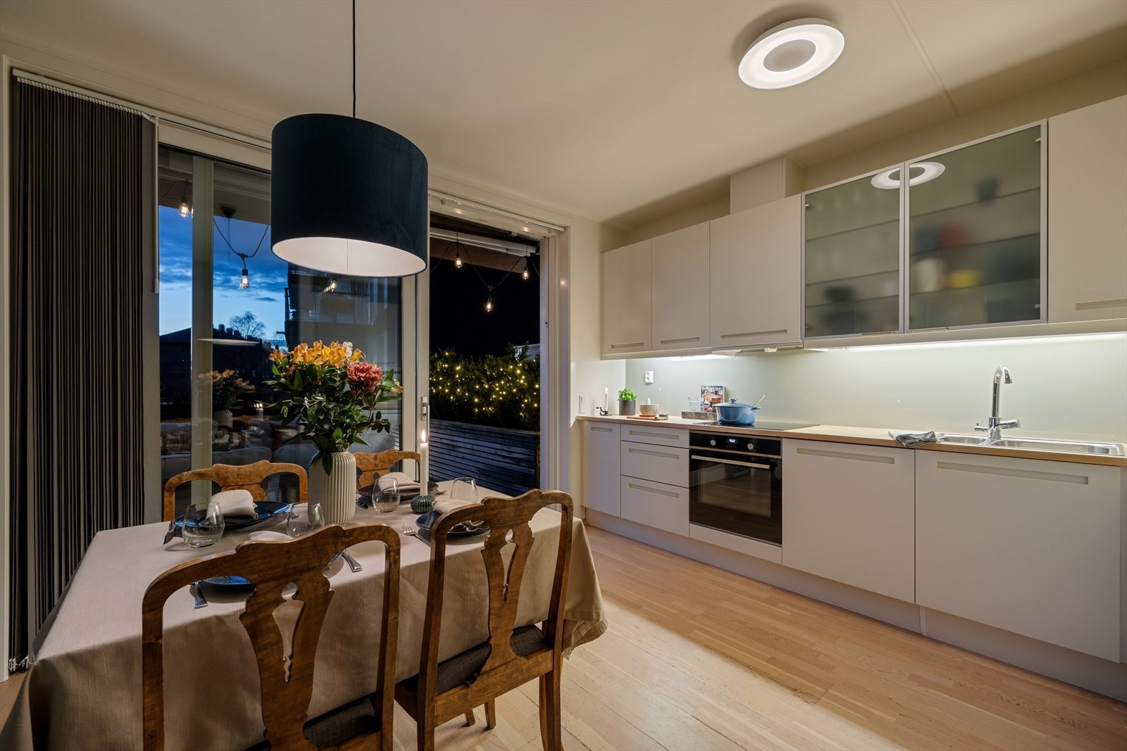 Et naturlig samlingspunkt for familien Galleribilde