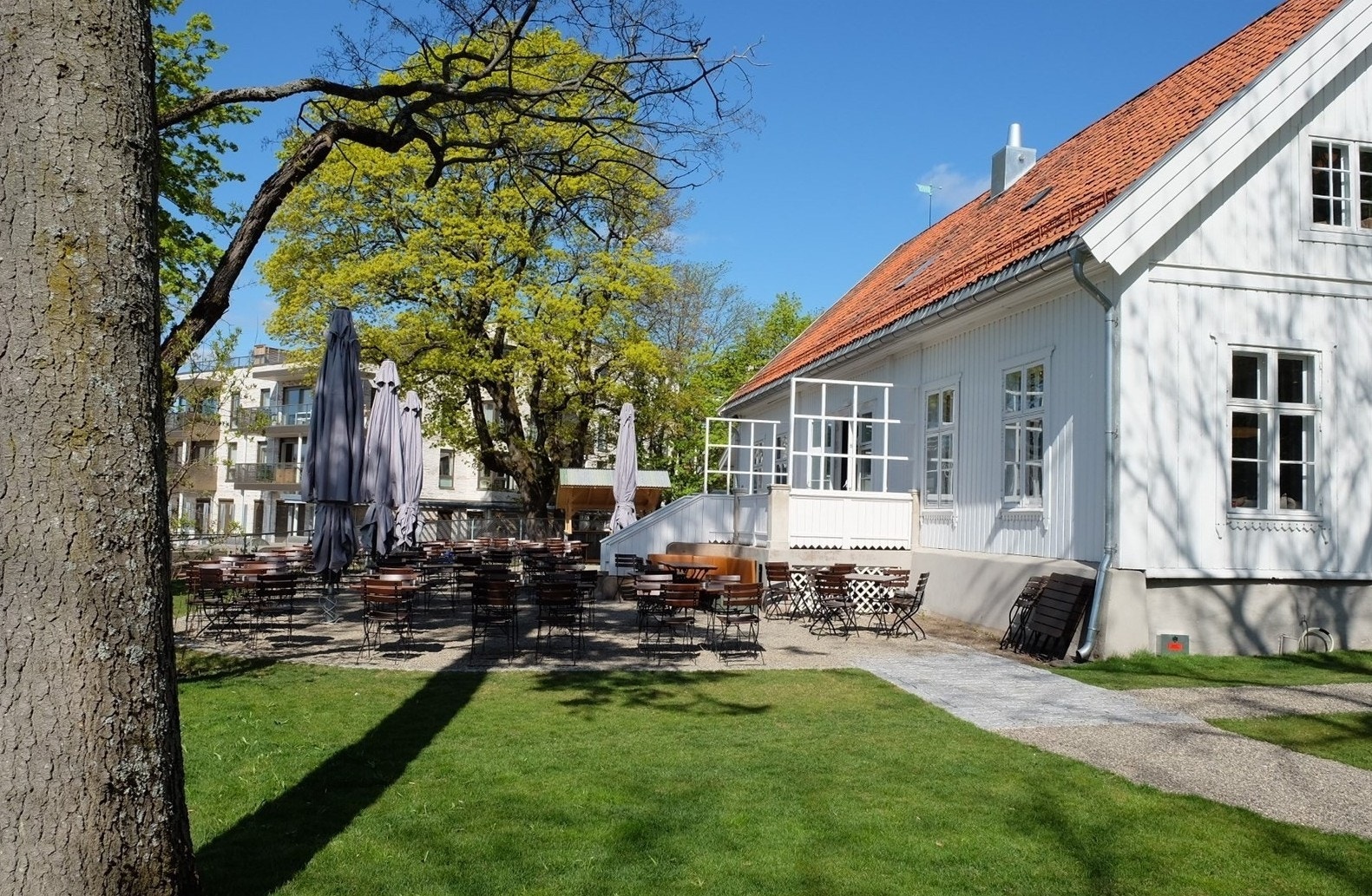 På Lillo Gård finner man et koselige sted, der man kan nyte et hyggelig måltid Galleribilde