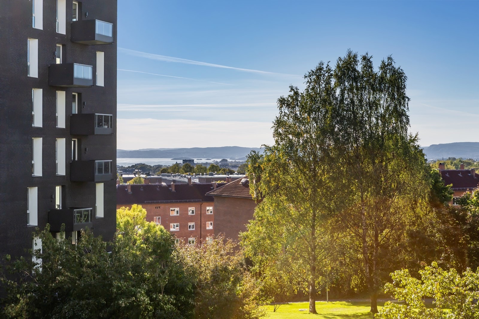Omkranset av grøntområder med det meste av byens fasiliteter i umiddelbar nærhet Galleribilde