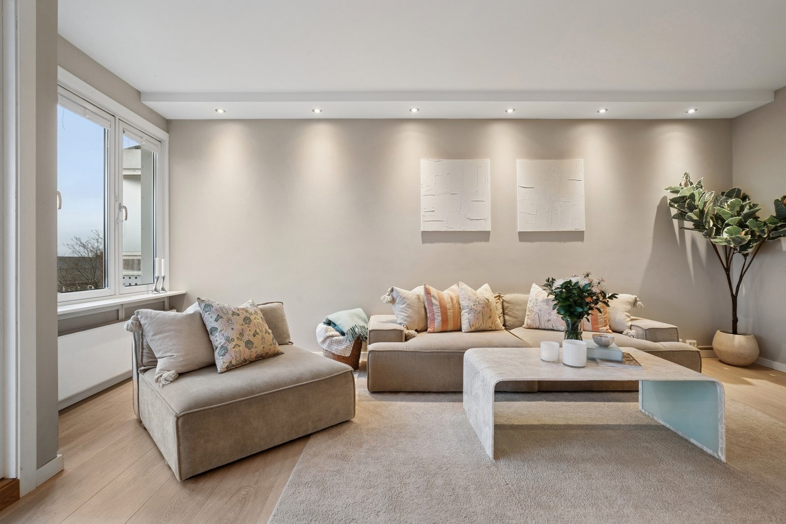 Internett, varmtvann og fyring inkludert i månedlige felleskostnader Galleribilde