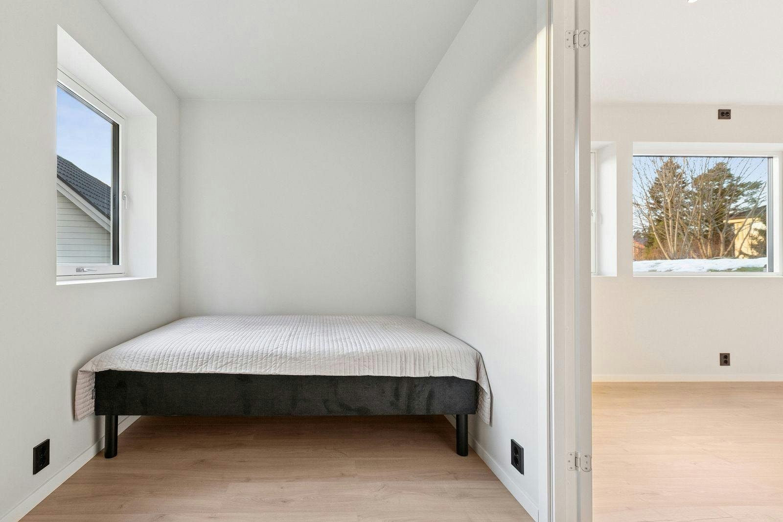 Lyst og trivelig soverom. Galleribilde