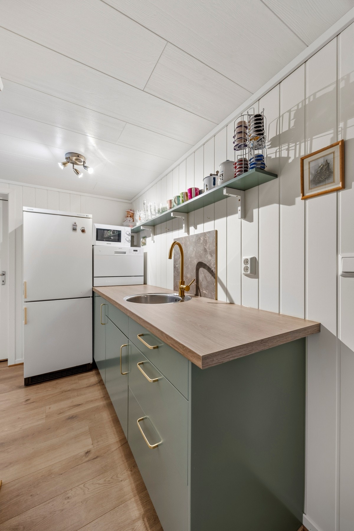 Rom/gang i sokkel - ca. 6 kvm. Galleribilde