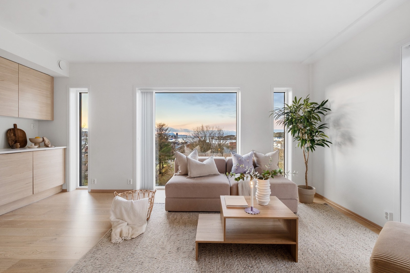 Leiligheten har en flott utsikt. Galleribilde