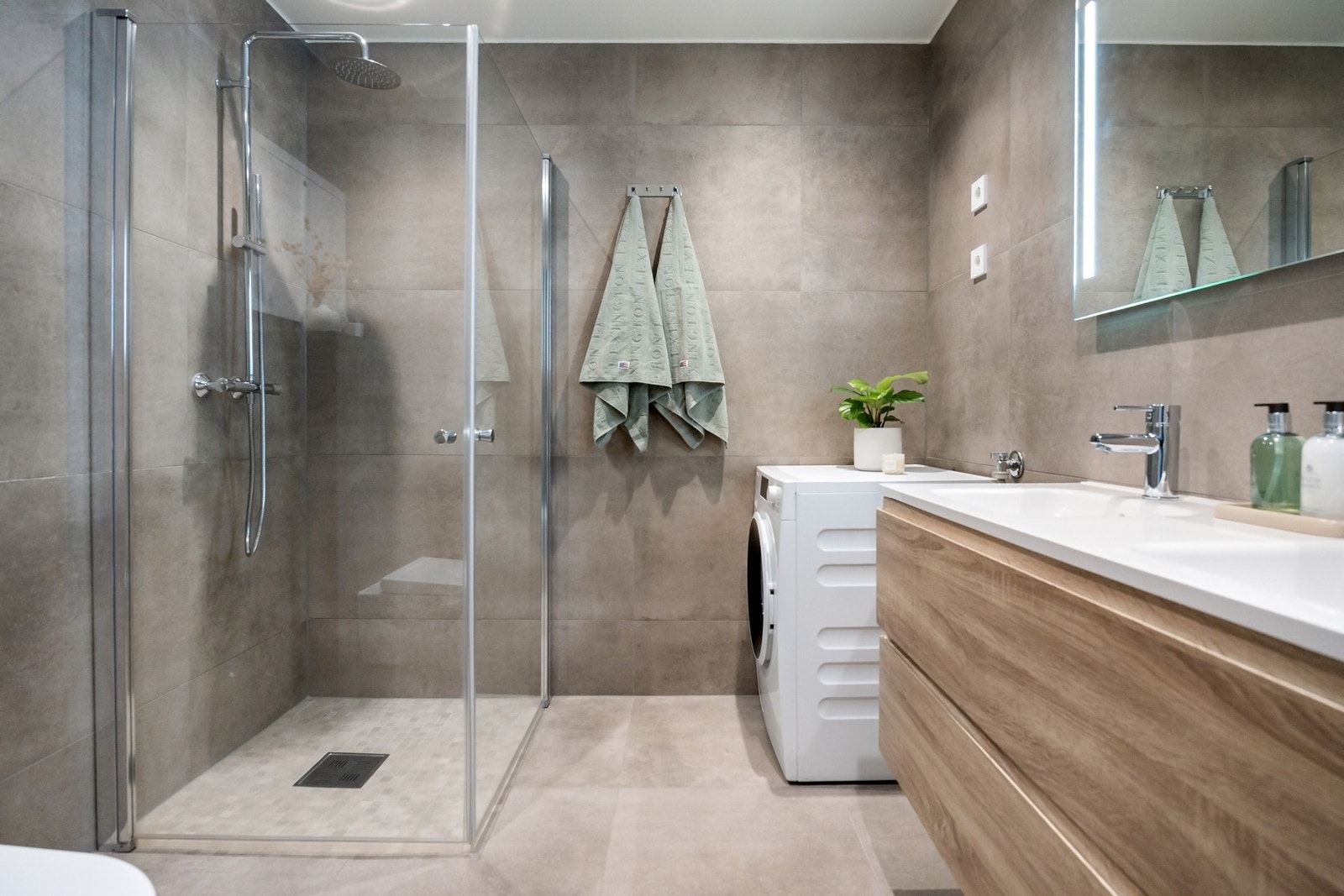 Praktisk med opplegg for vaskemaskin Galleribilde