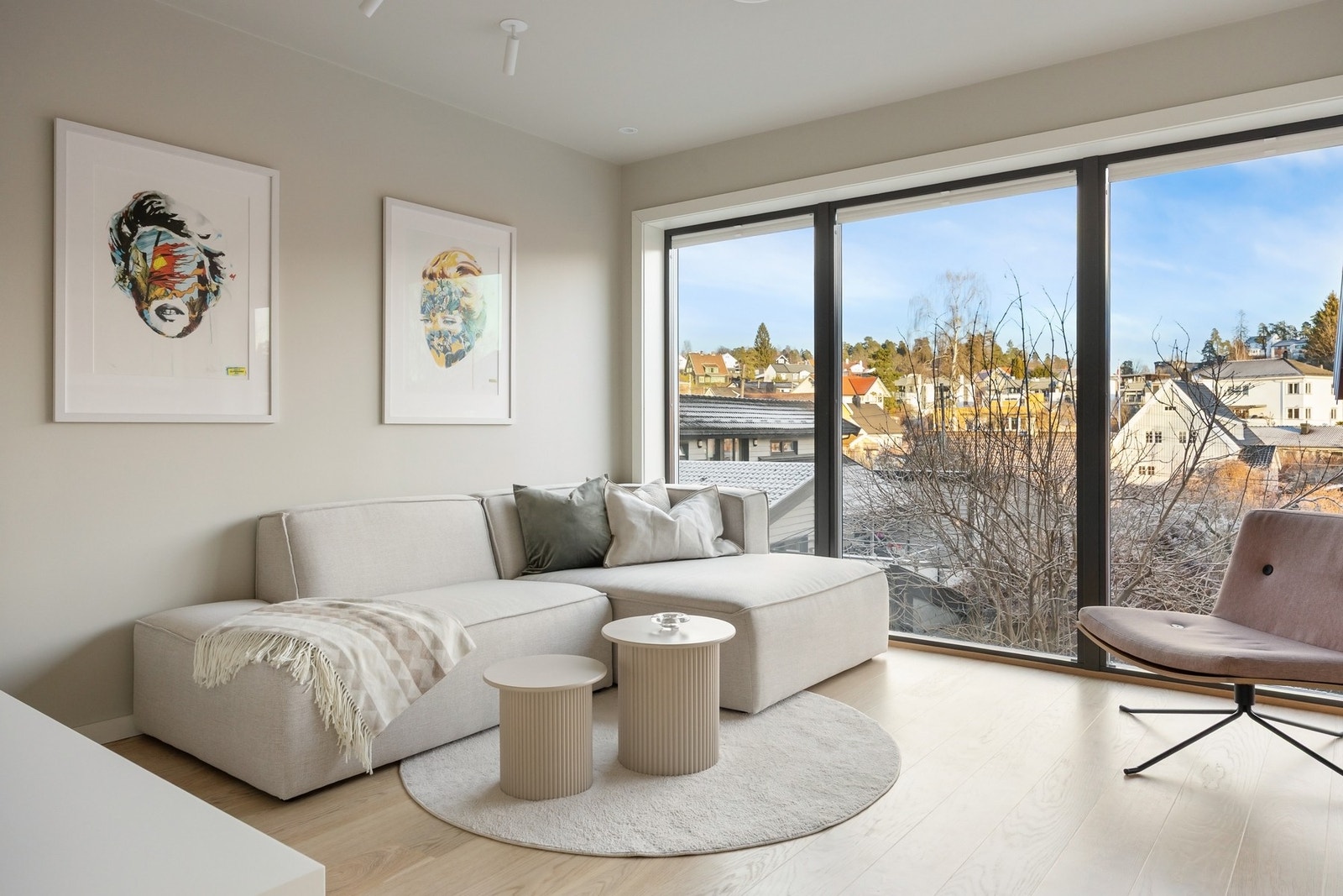 En moderne og familievennlig og bolig beliggende med meget god beliggenhet på Bestum/Lilleaker Galleribilde