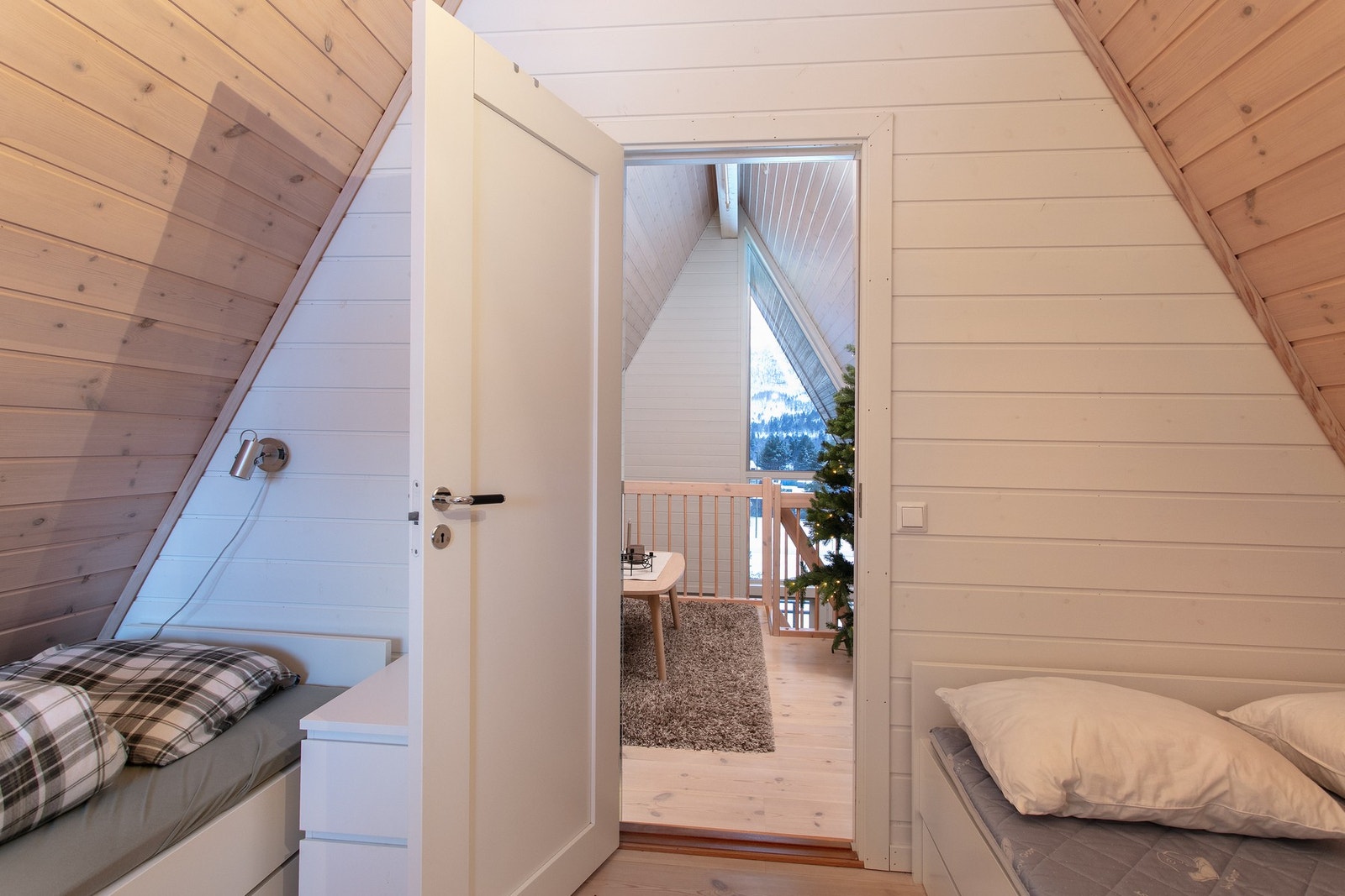 Rom oppe på hemsen Galleribilde