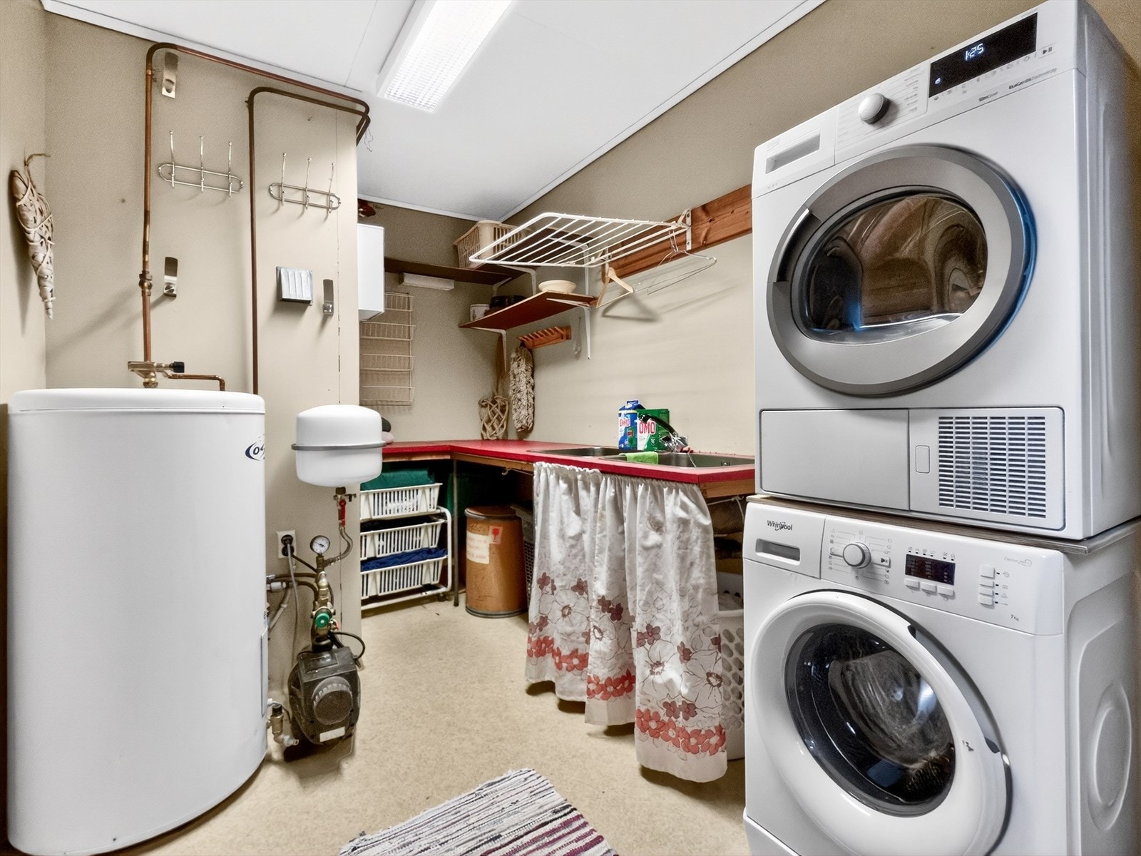 Vaskerom Galleribilde