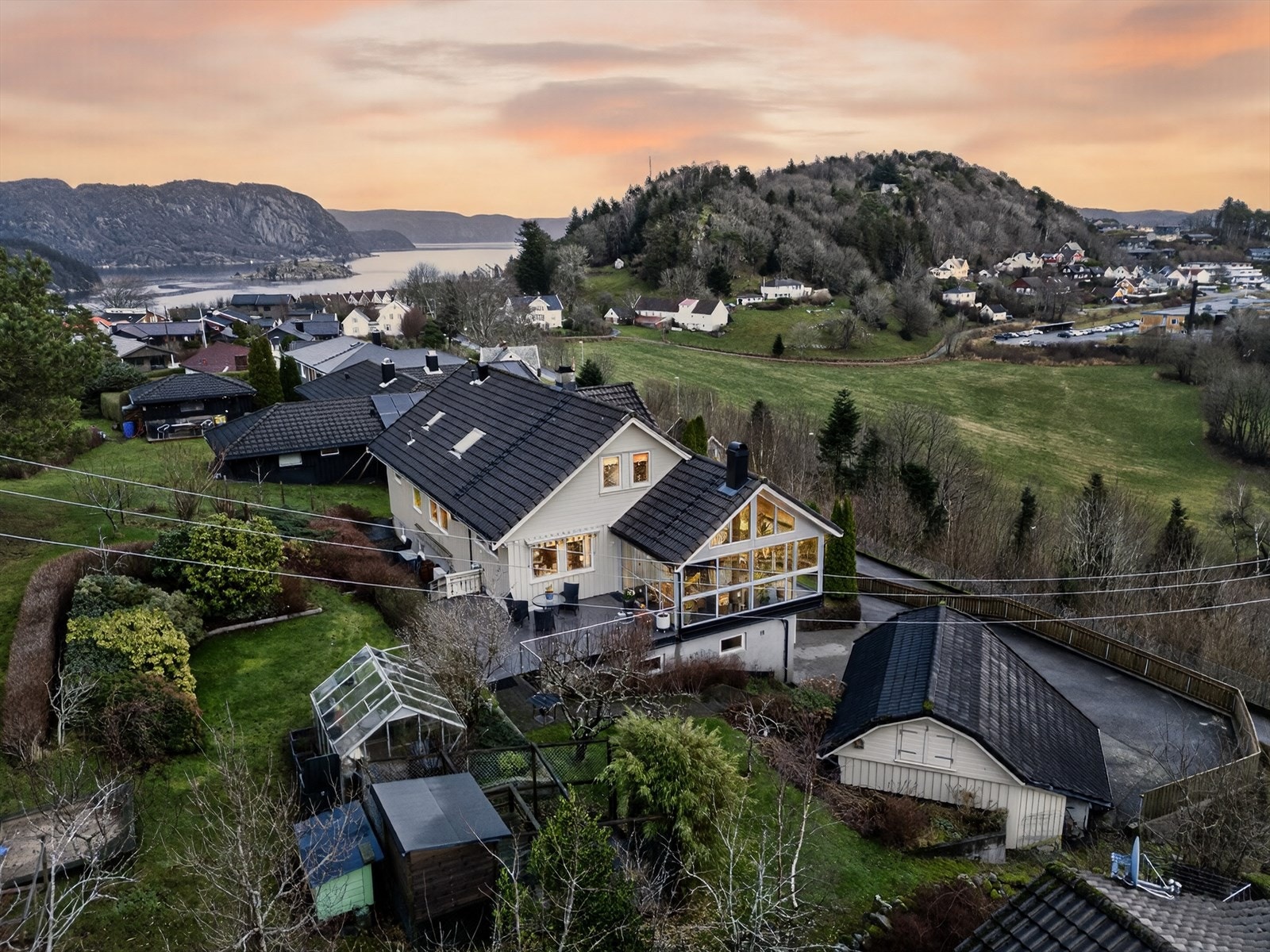 Dronefoto Galleribilde