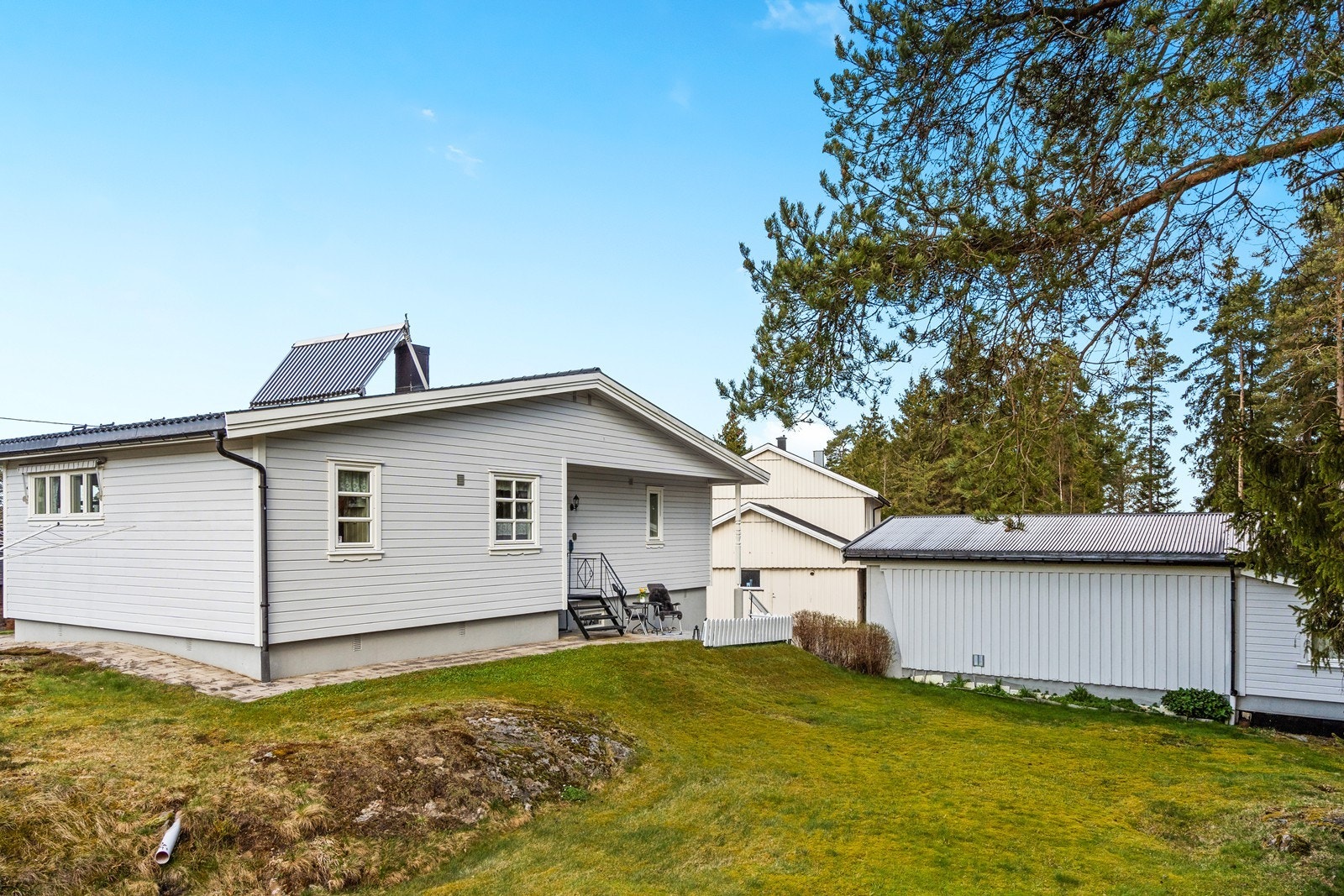 Fasade inngangsparti. Galleribilde