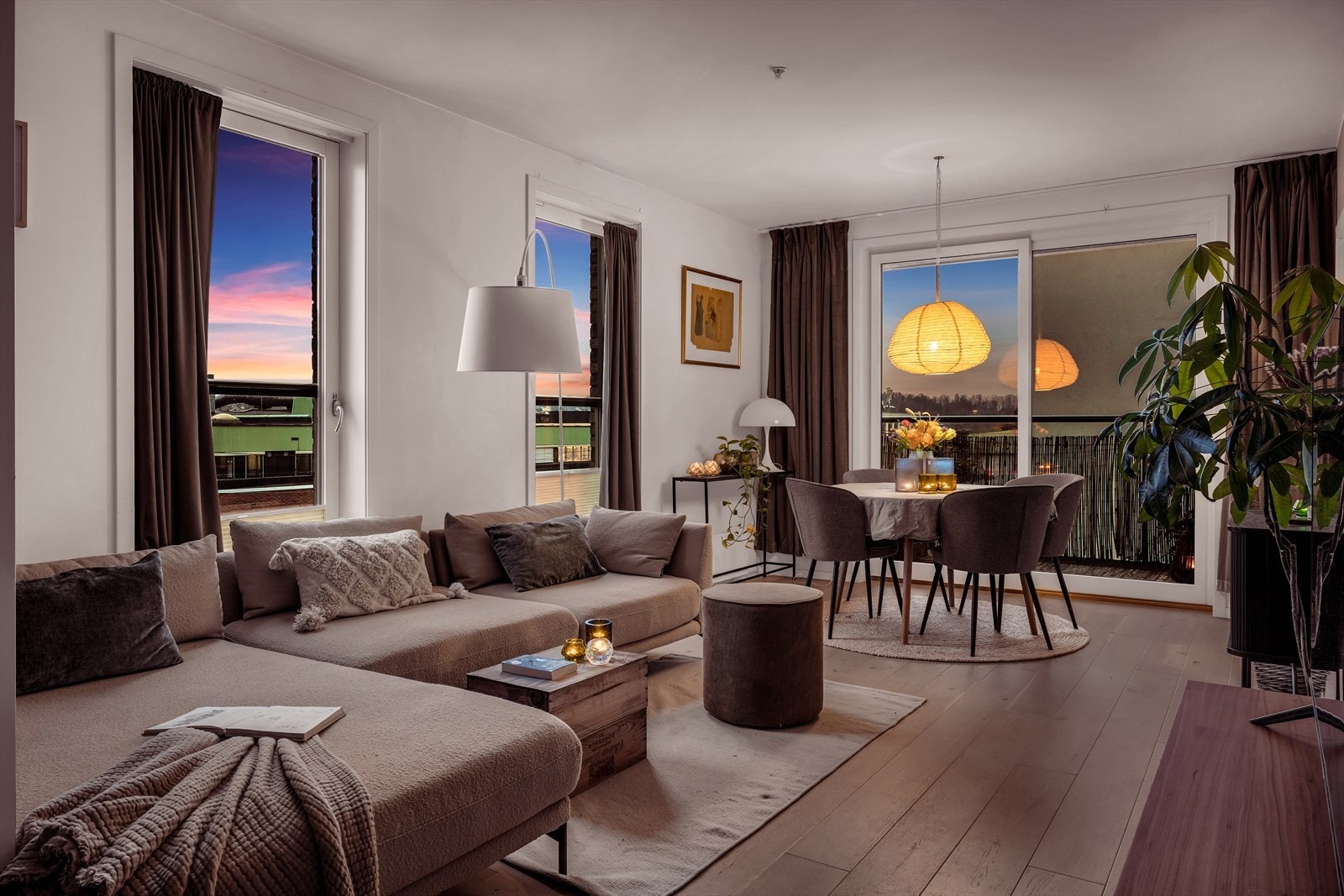 Velkommen til Kjelsåsveien 164B, presentert av Louise Laheld i EiendomsMegler 1! Galleribilde