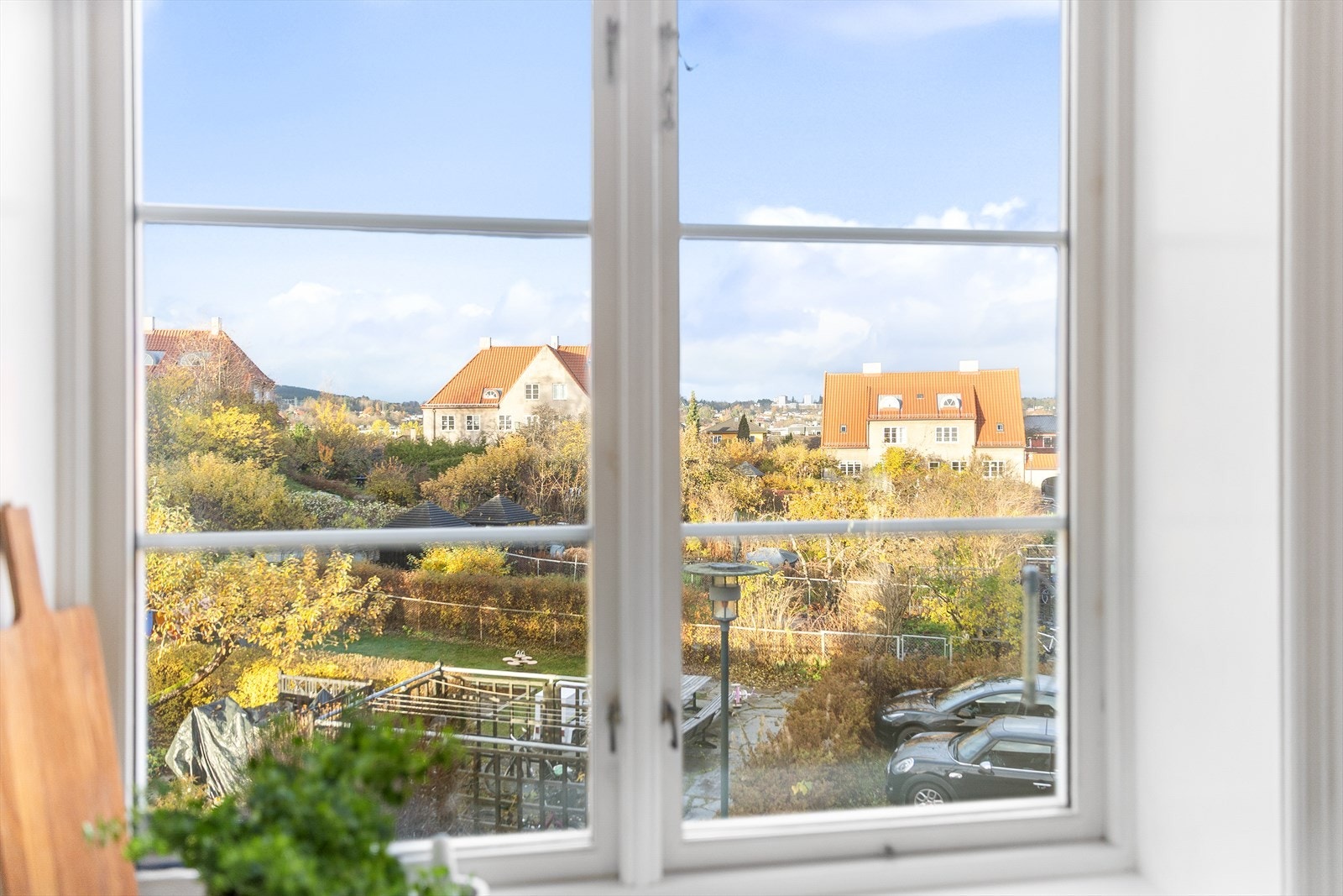 Herlig utsikt fra kjøkkenet. Galleribilde