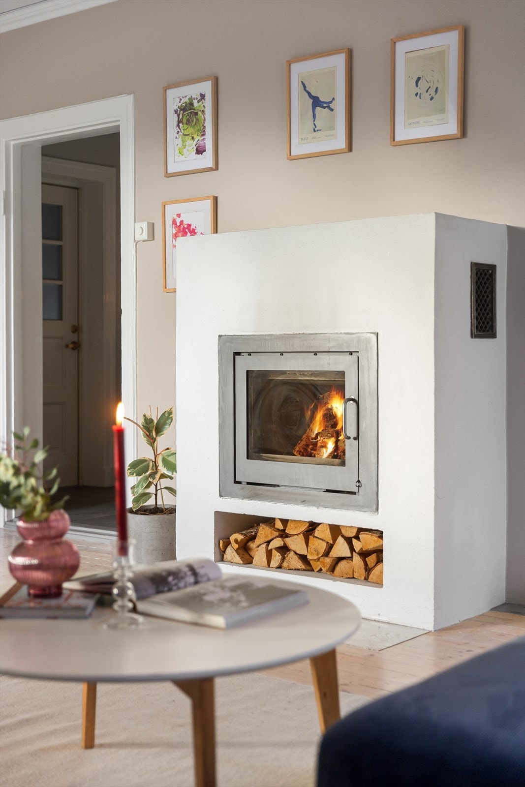 Detaljer | Peis. Galleribilde