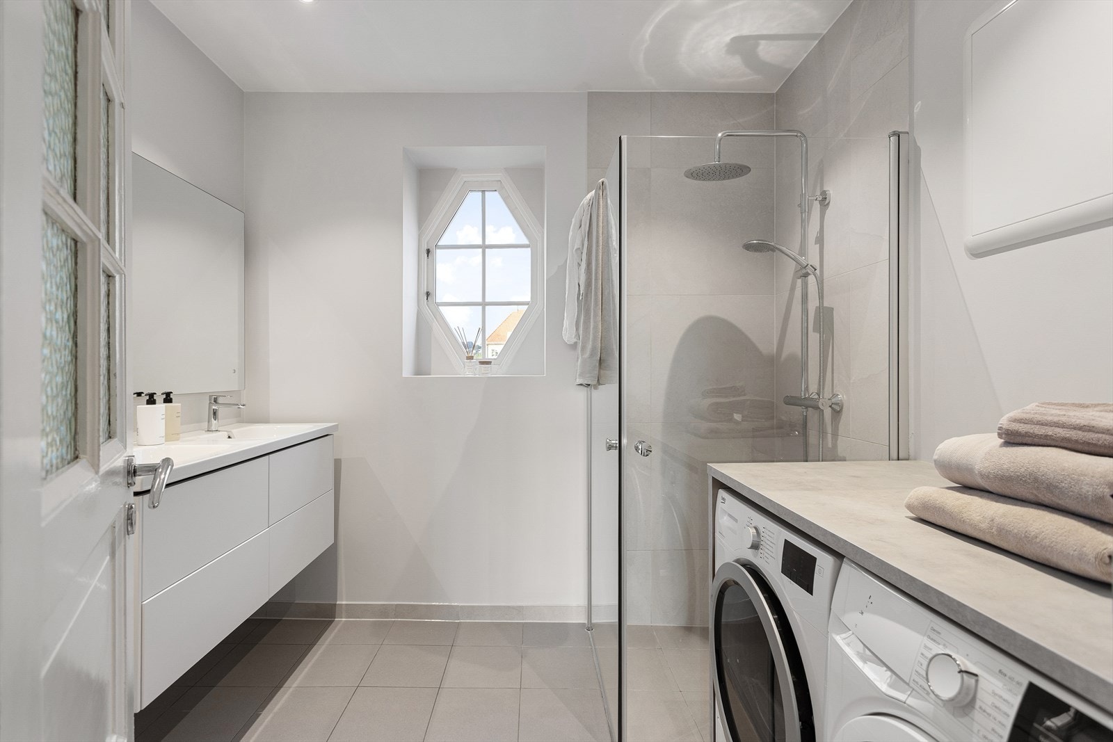 Pent og moderne bad fra 2020. Galleribilde