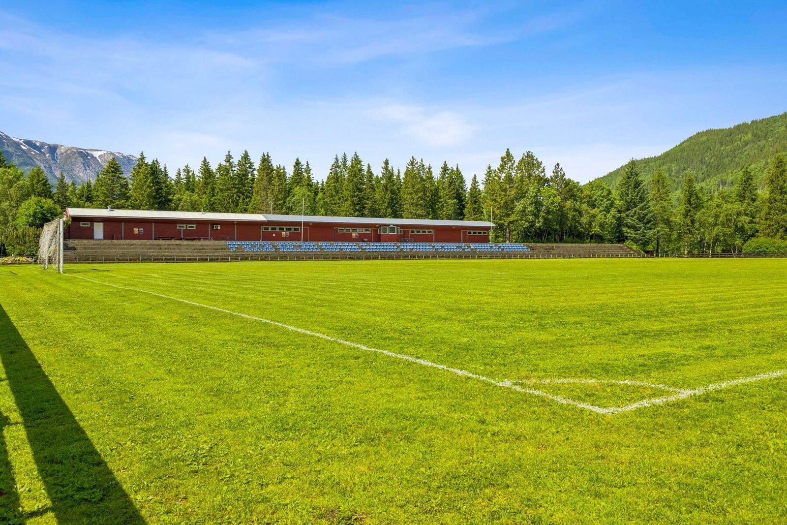 En av flere fotballbaner på Kippermoen. Galleribilde