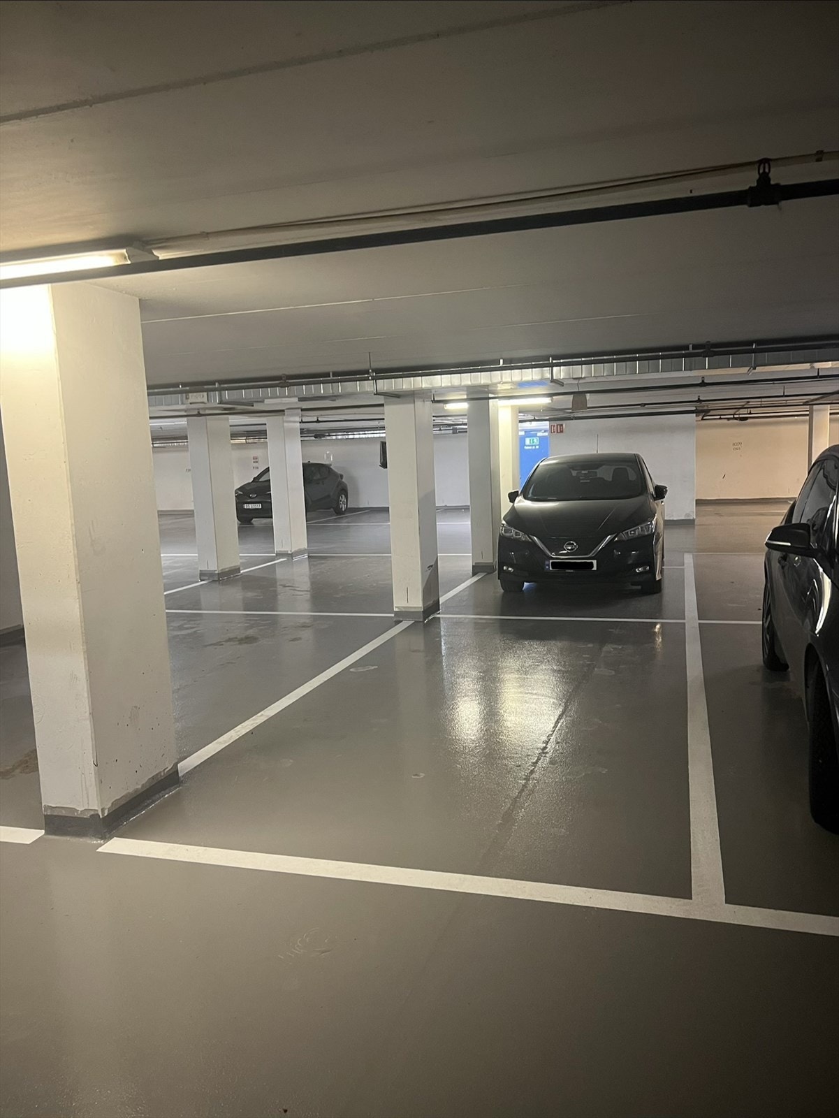 Mulighet for kjøp av garasjeplass i kjeller. Galleribilde