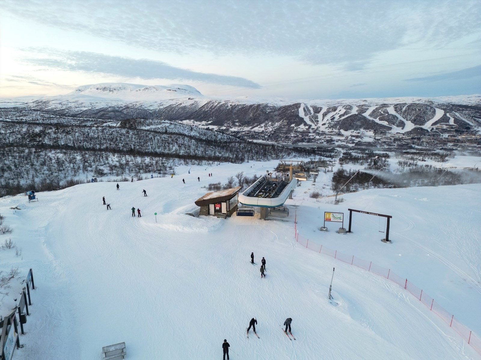 Blåtime på Kikut Galleribilde