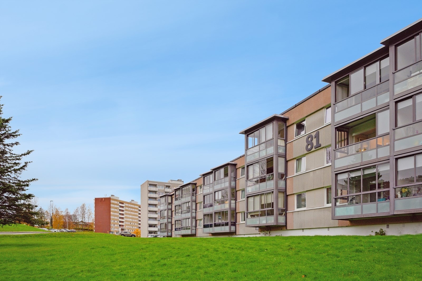 Leiligheten har god planløsning, og ligger i byggets 2. etasje. Galleribilde