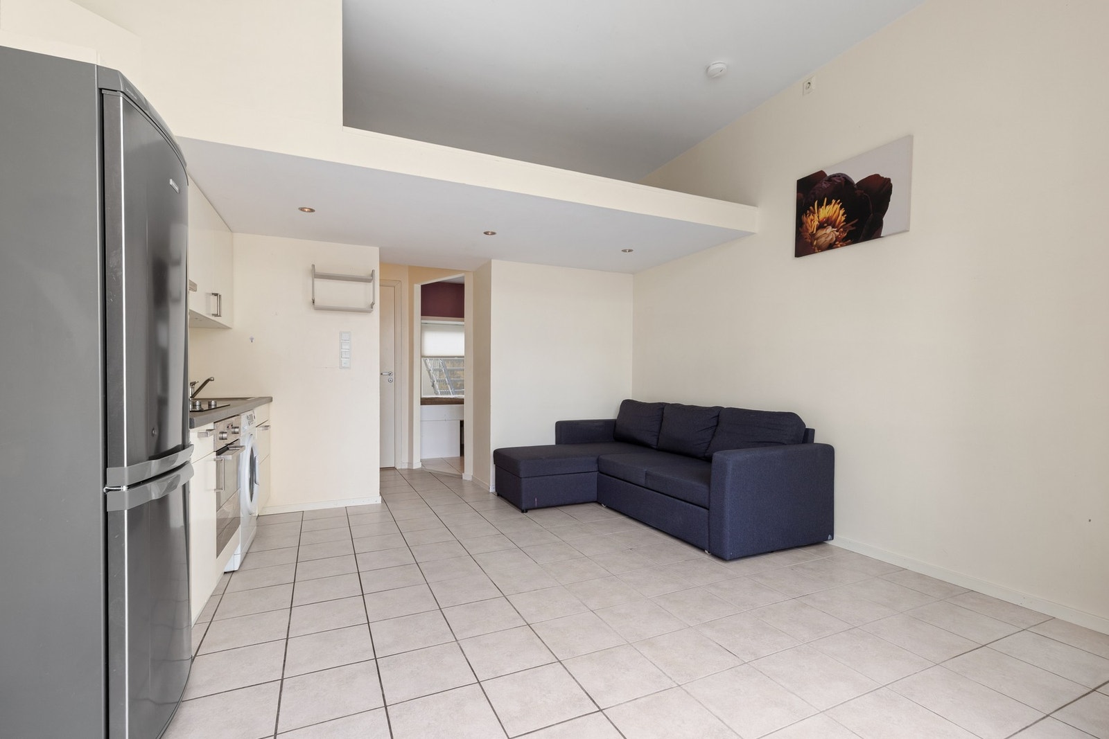 Leiligheten har gjennomgående høytakhøyde noe som gir god romfølelse. Galleribilde