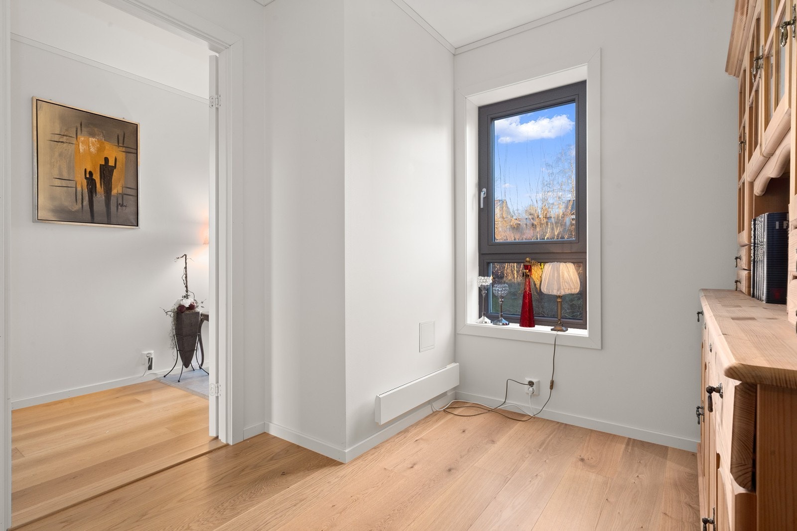 Det andre soverommet egner seg godt som barnerom, gjesterom eller kontor. Galleribilde