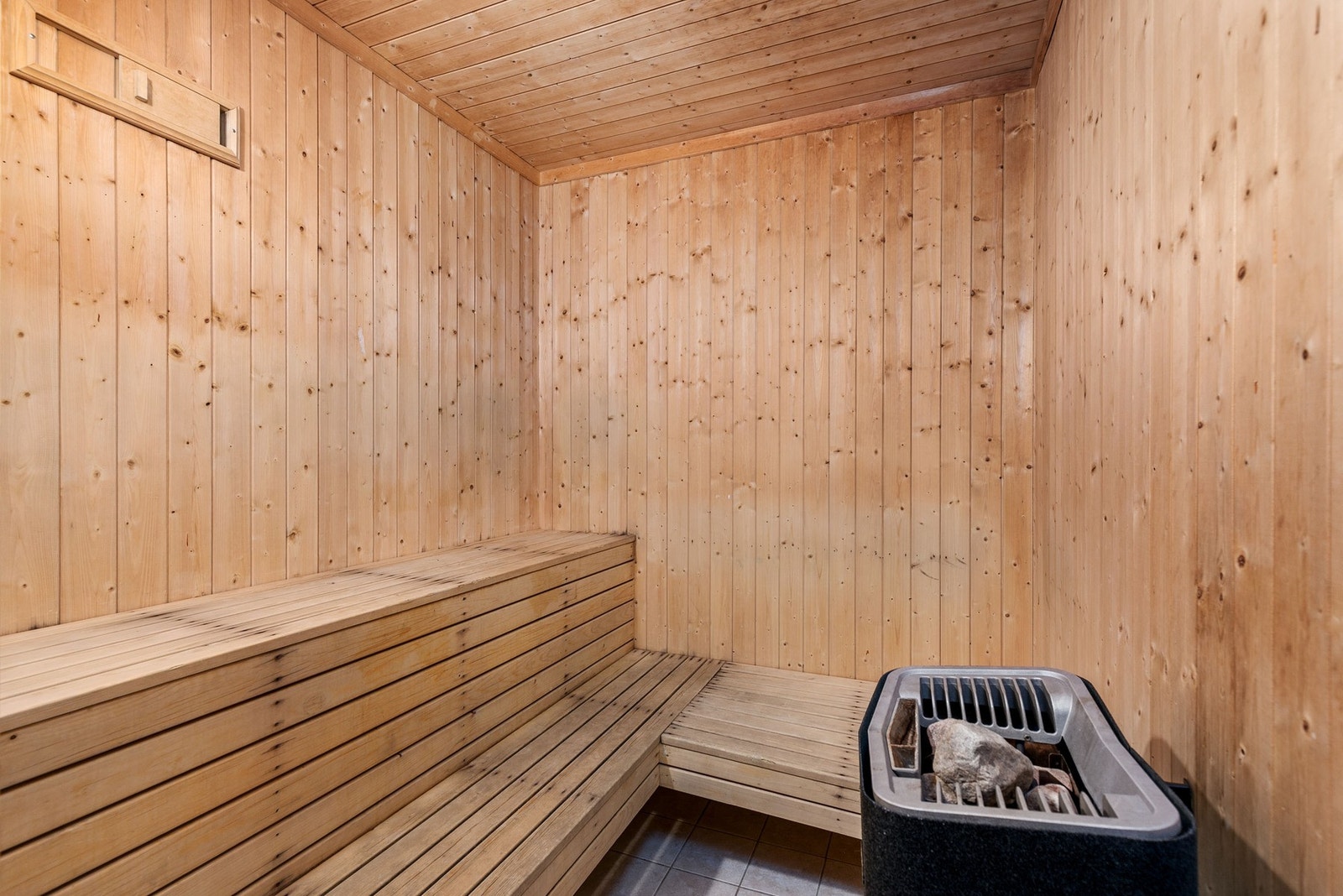 I nærhet til det ene badet i U. etasjen, befinner det seg en flott badstu. Galleribilde