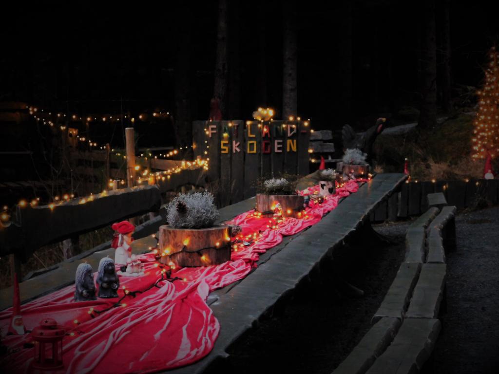 Pyntet langbord Galleribilde