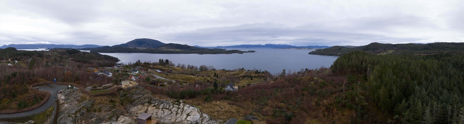 Panoramautsikt - her på GULLHAUG har du faktisk 360 graders utsikt. Galleribilde