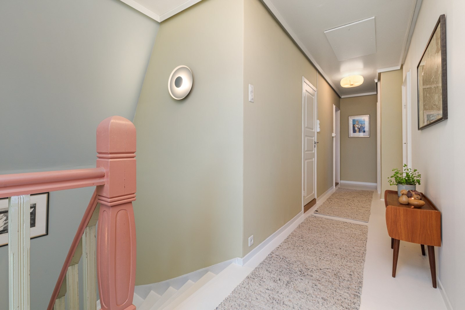 Trapperom og gang på loft Galleribilde