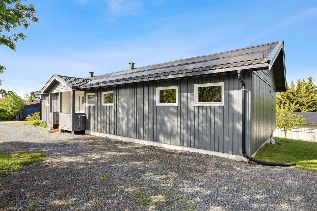 Stor gruset gårdsplass Galleribilde