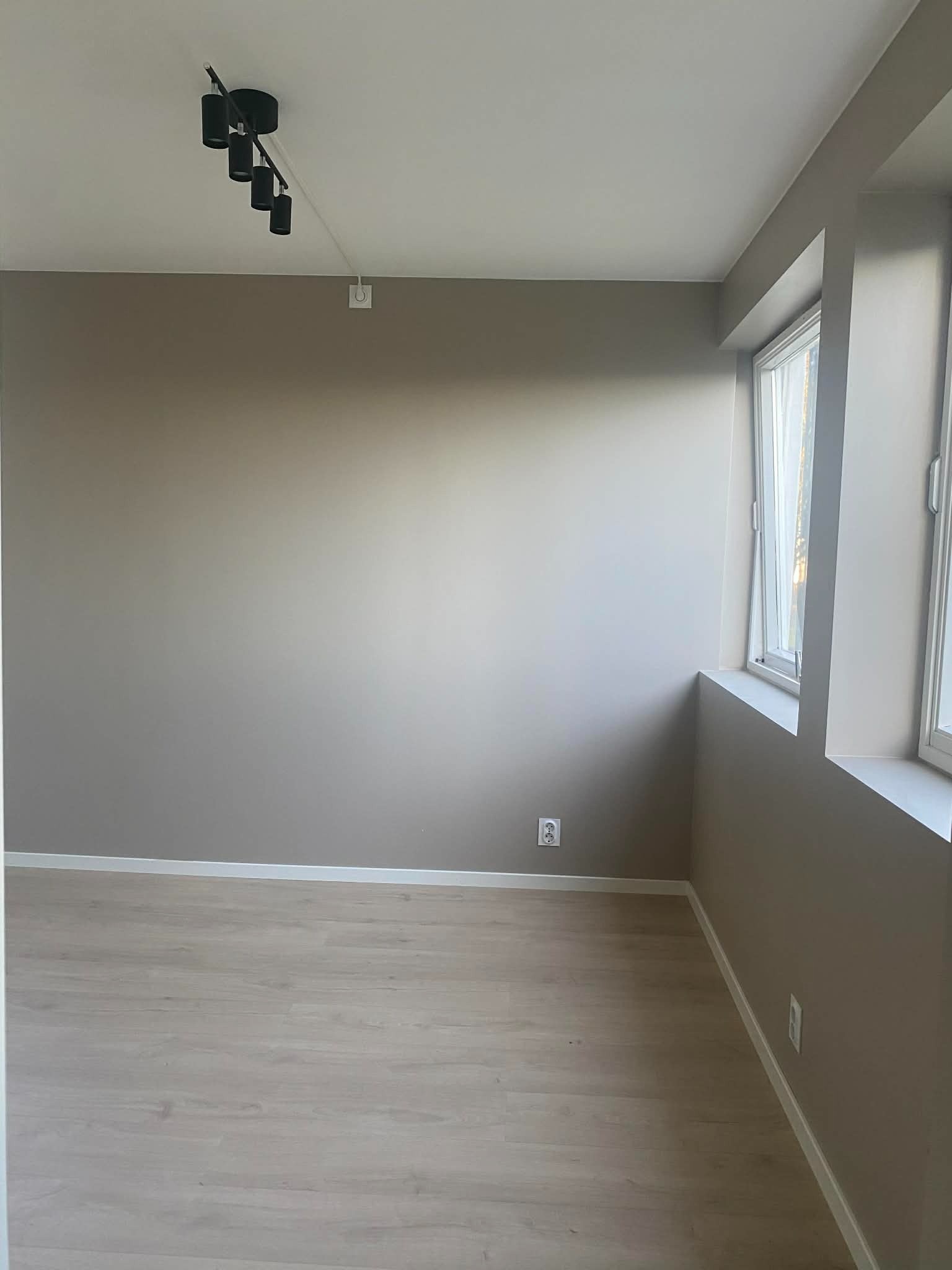 Stue sett fra inngangen Galleribilde