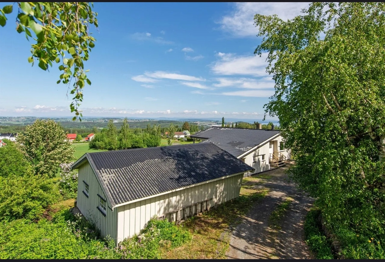 For den turglade byr Totenåsen på et stort nettverk av turstier og skiløyper. Galleribilde