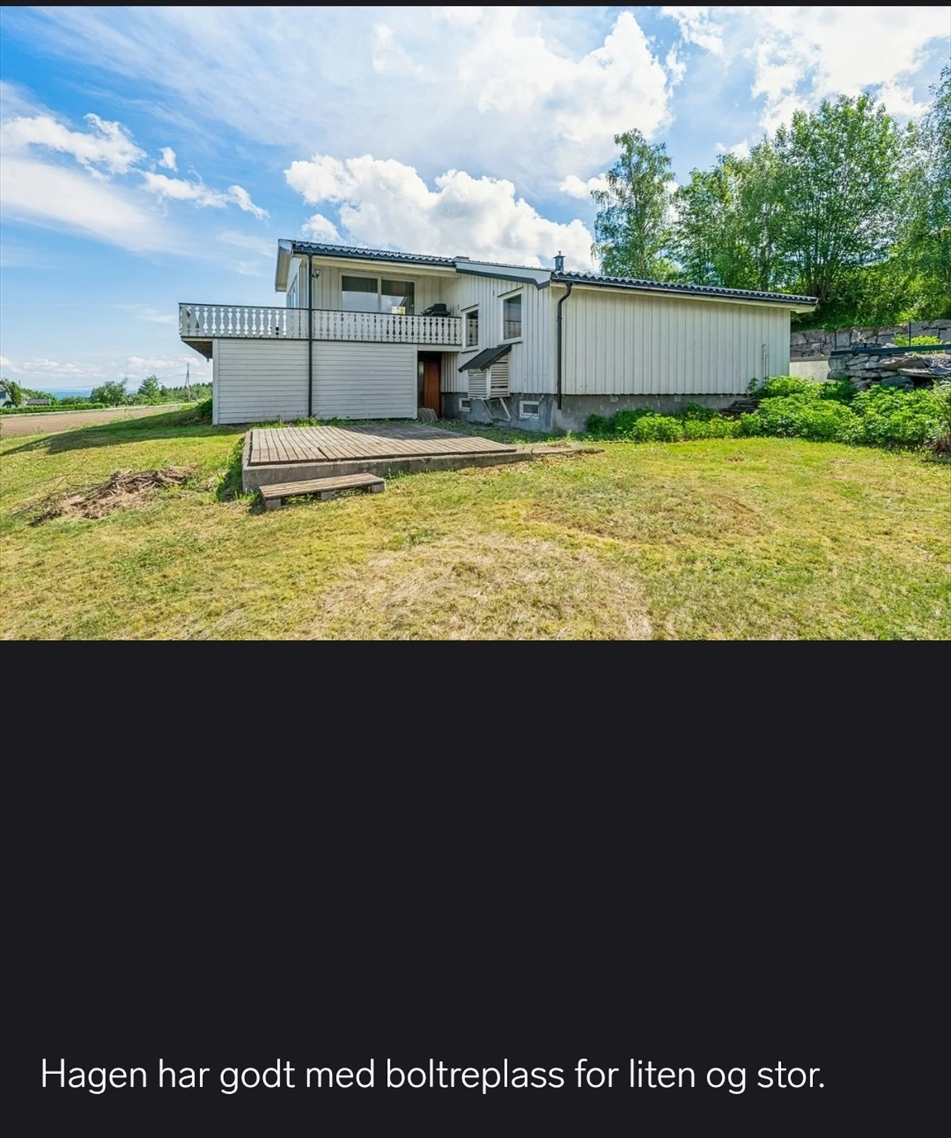 Hagen har godt med boltreplass for liten og stor. Galleribilde