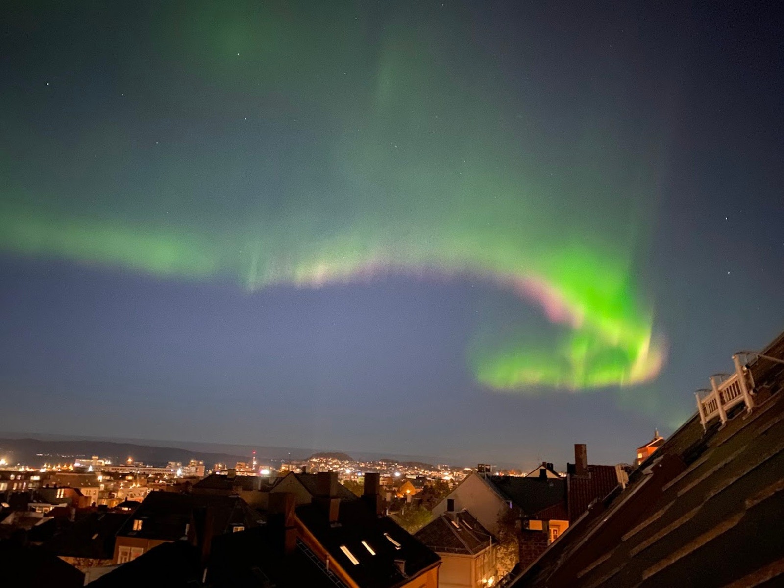 Selgers bilde av nordlyset. Galleribilde