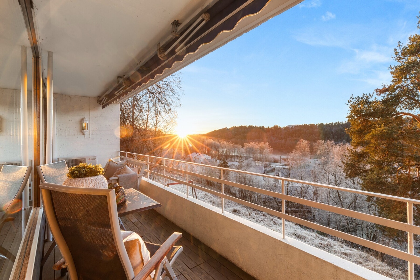 Her kan man virkelig nyte utsikten og solnedgangen. Galleribilde