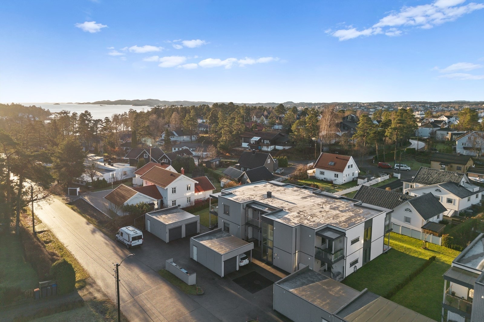 Boligområdet har direkte tilkomst fra Korsvikveien og er omgitt av vakker natur. Galleribilde