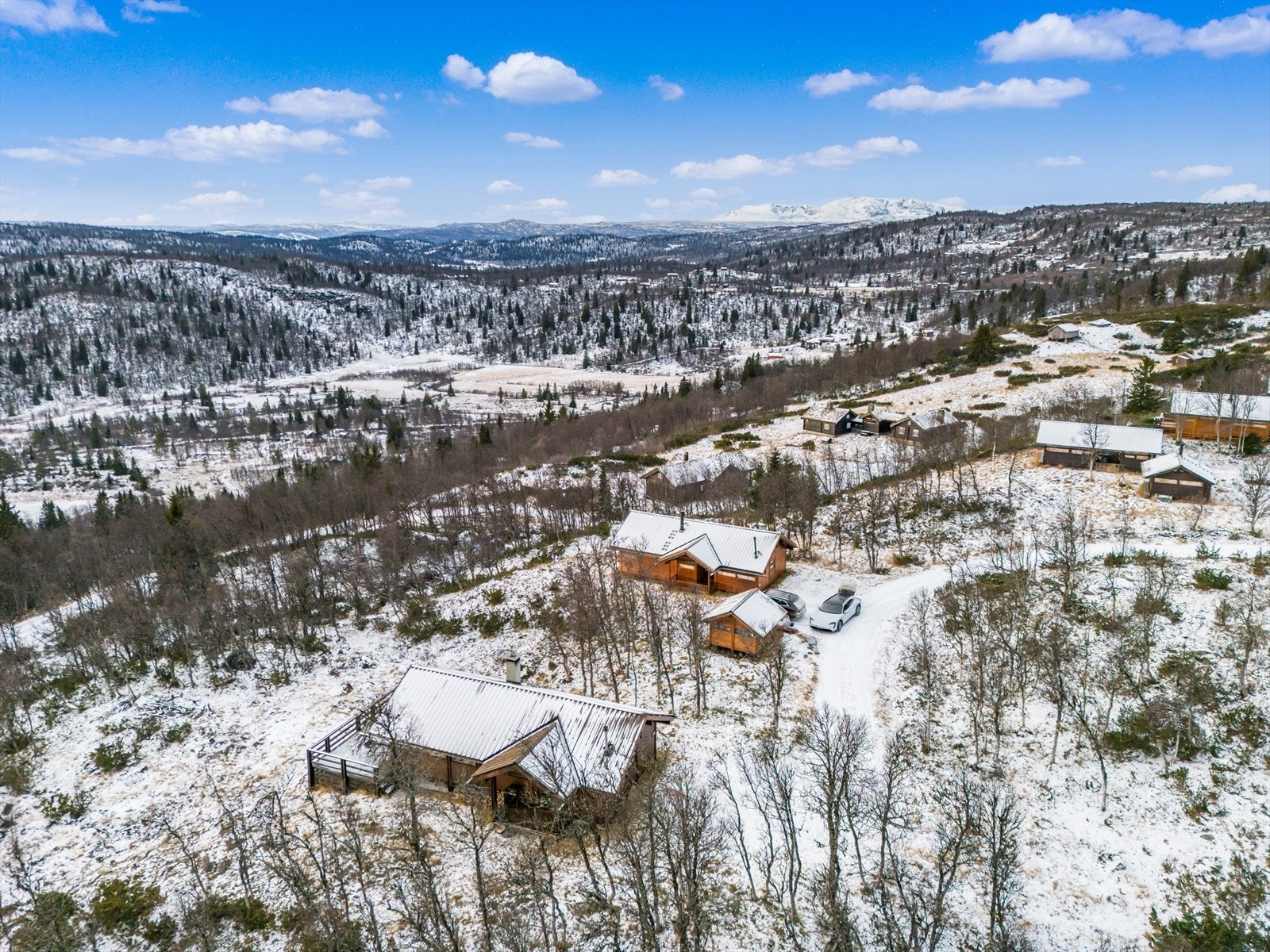 Velpreparerte langrennsløyper i umiddelbar nærhet. Galleribilde