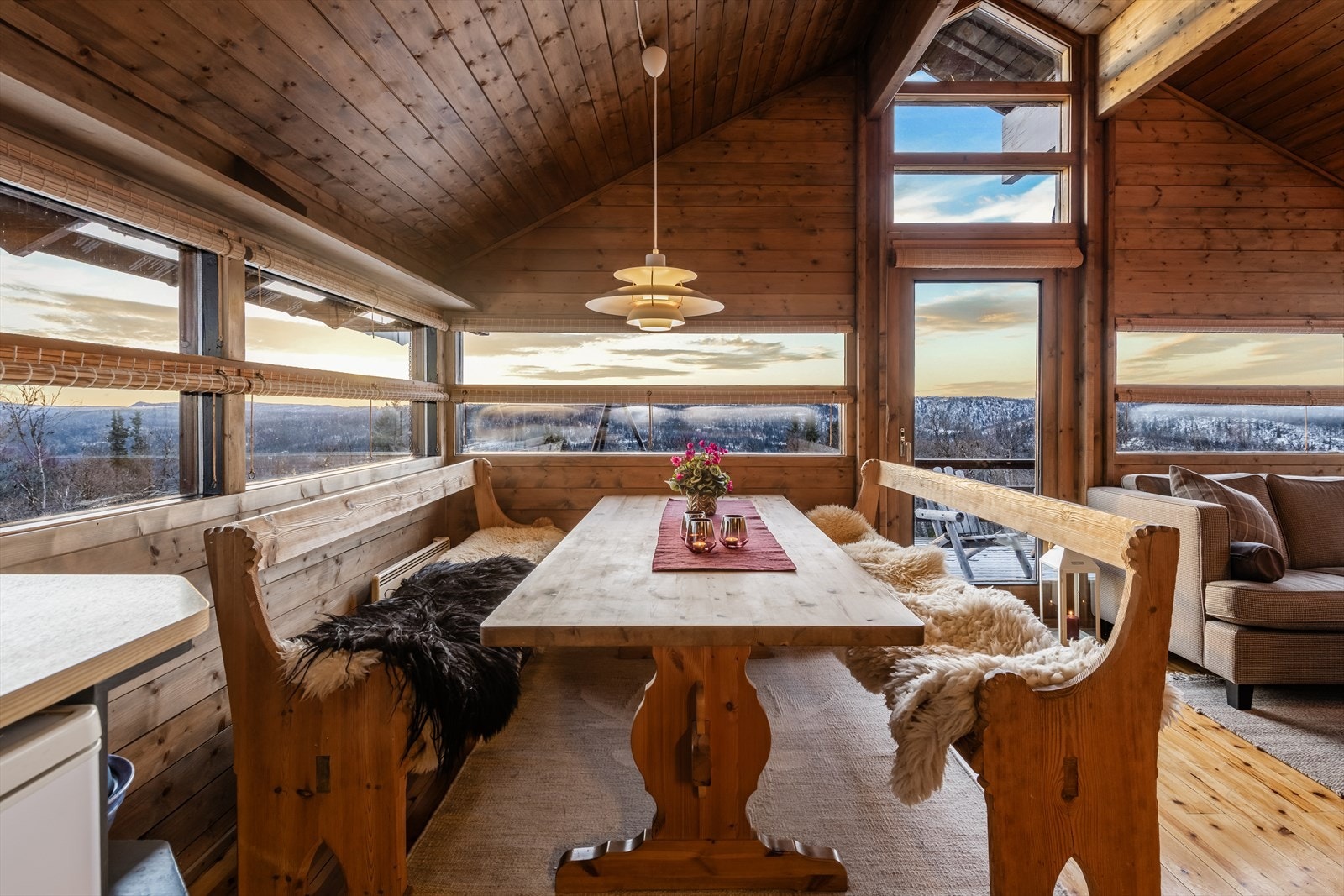 Flott og vidstrakt utsikt fra spiseplassen. Galleribilde